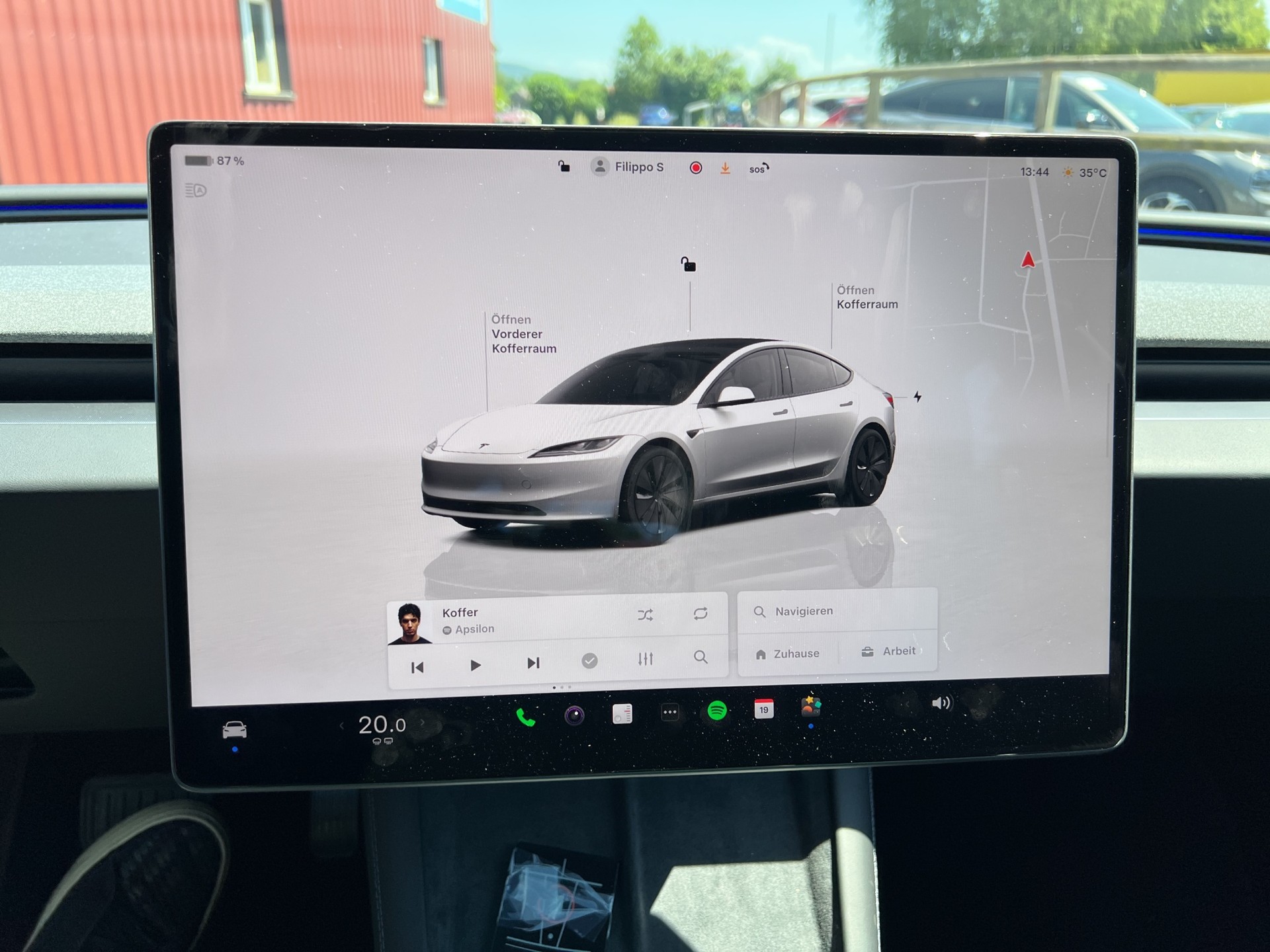 TESLA Model 3 Long Range Dual Motor AWD-image-19