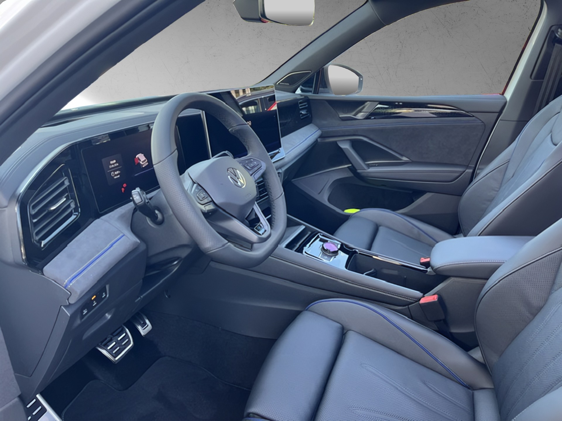 VW Tiguan 2.0 TSI DSG R-Line United 4Motion-showroom-element-3