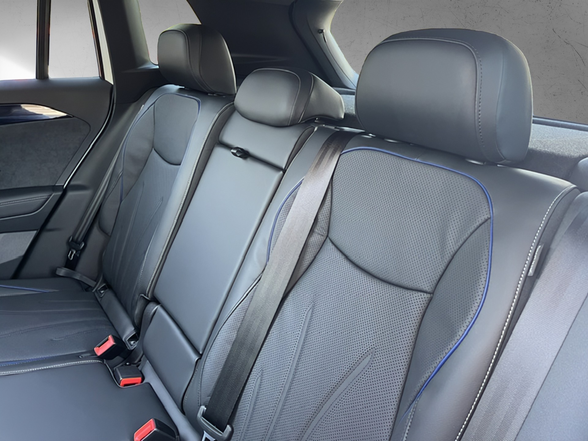 VW Tiguan 2.0 TSI DSG R-Line United 4Motion-image-26