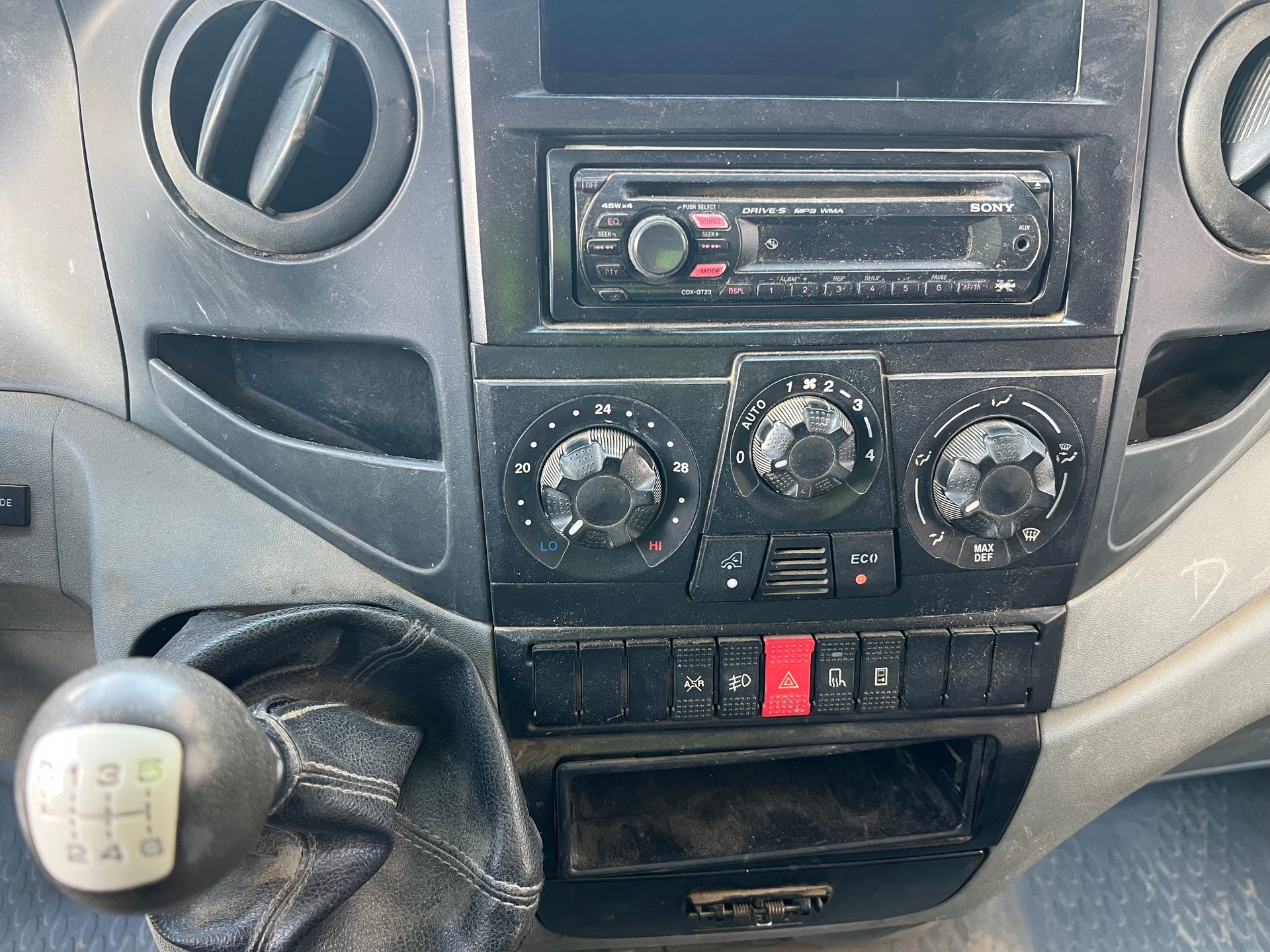 IVECO 35C15V 3000cc*Diesel*Euro4*Climat*-image-11