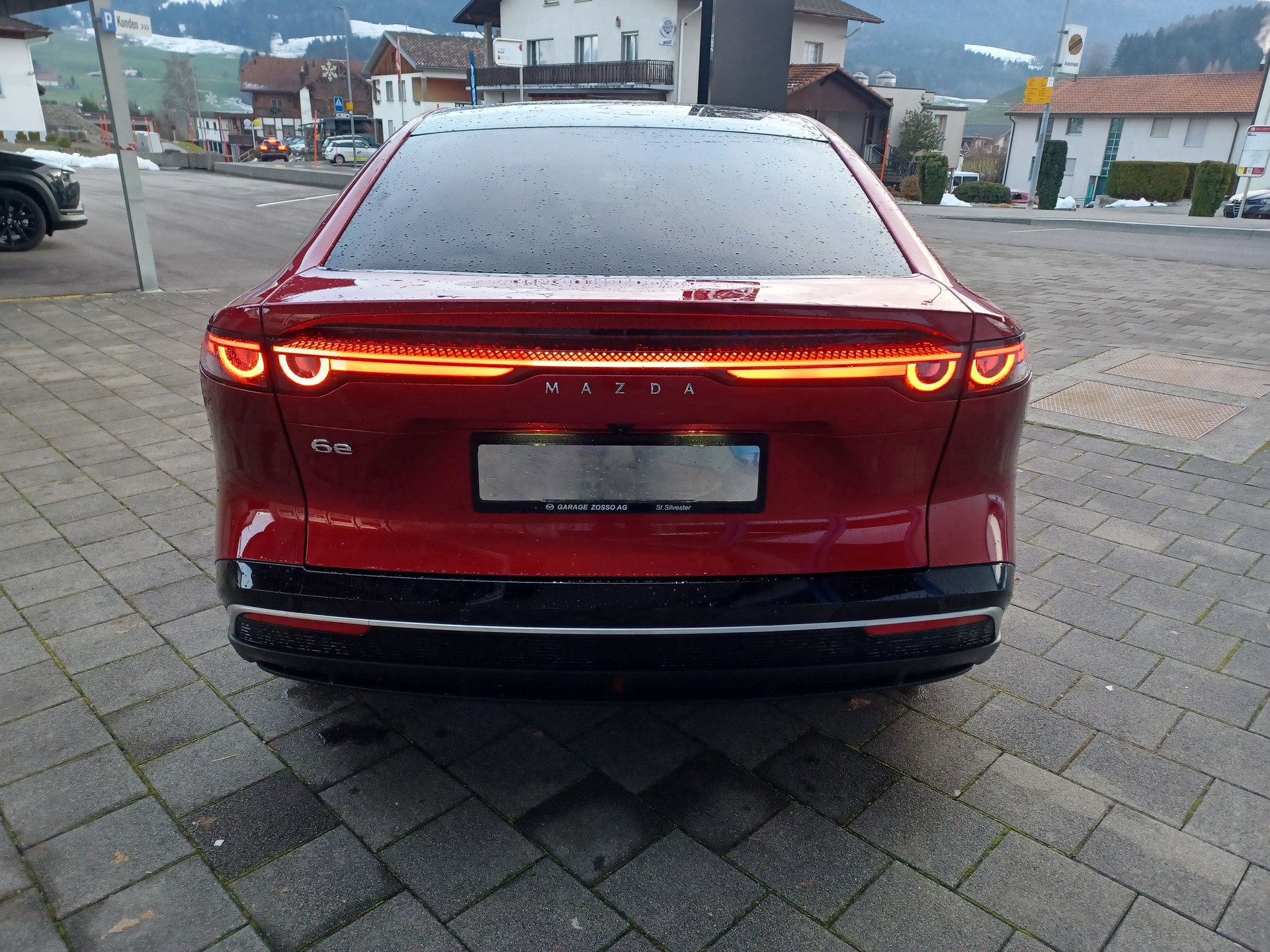 MAZDA 6e 258 69kWh Takumi-image-3