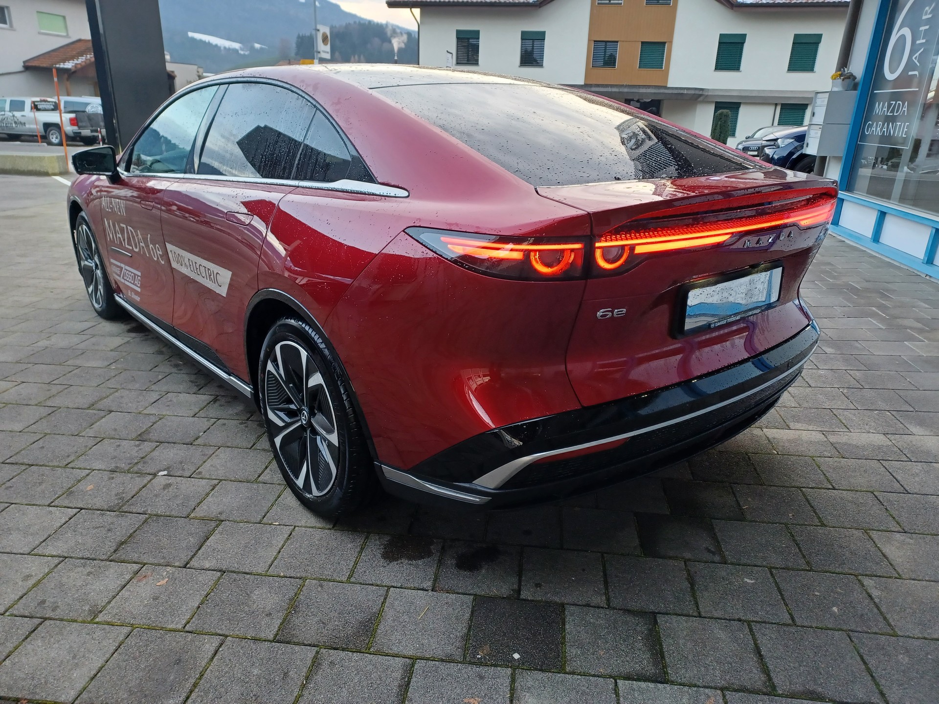 MAZDA 6e 258 69kWh Takumi-image-2