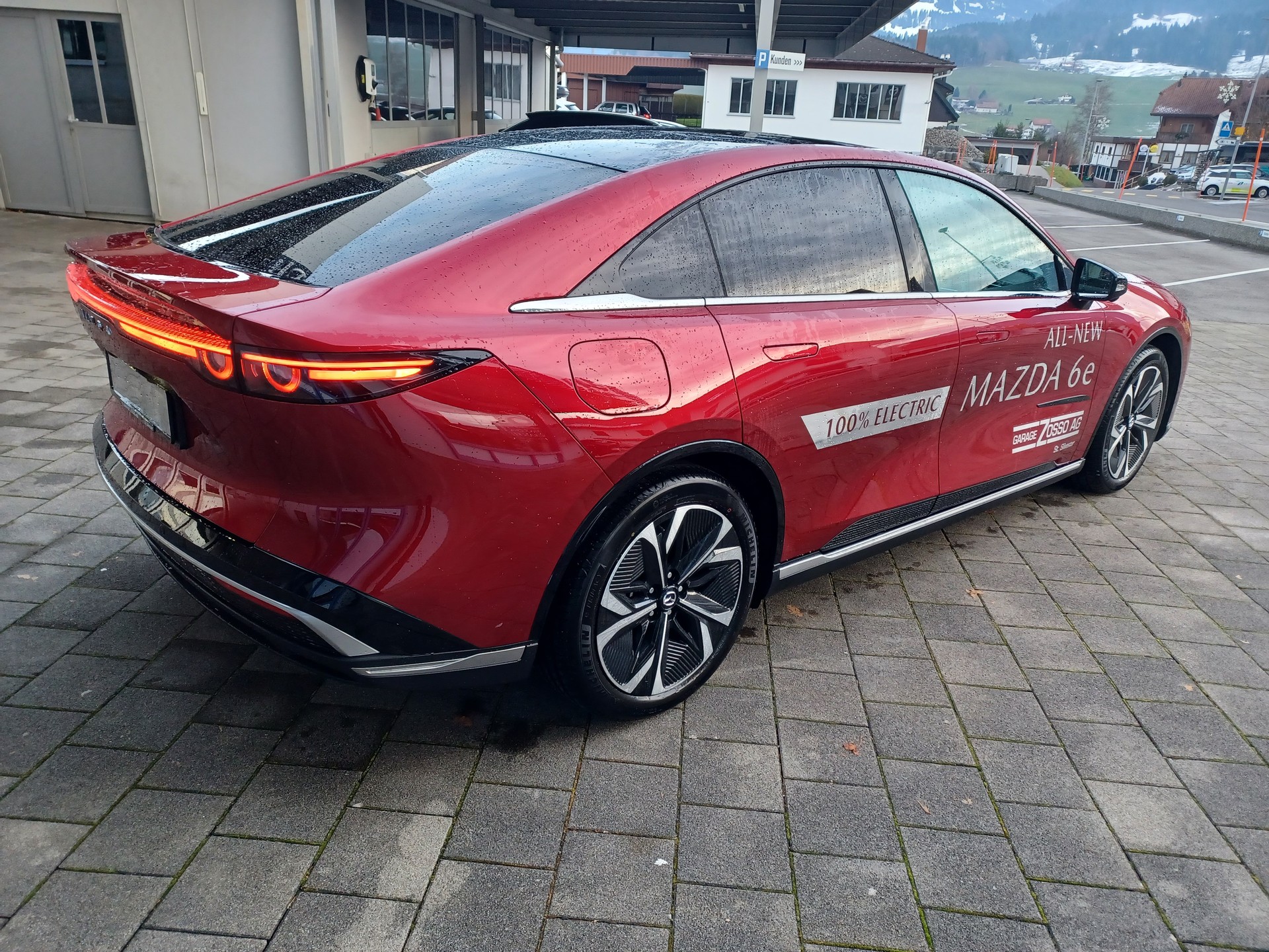 MAZDA 6e 258 69kWh Takumi-image-4