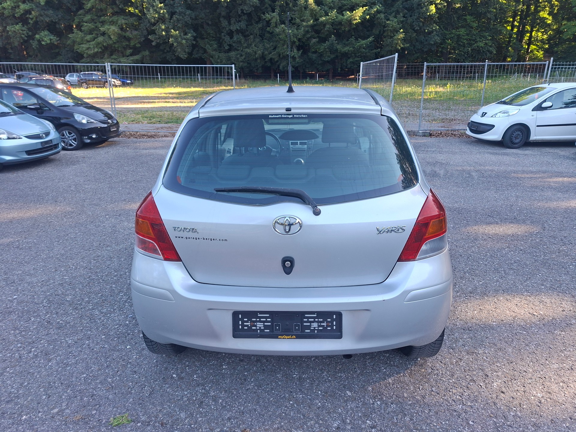 TOYOTA Yaris 1.33 Linea Luna-image-6