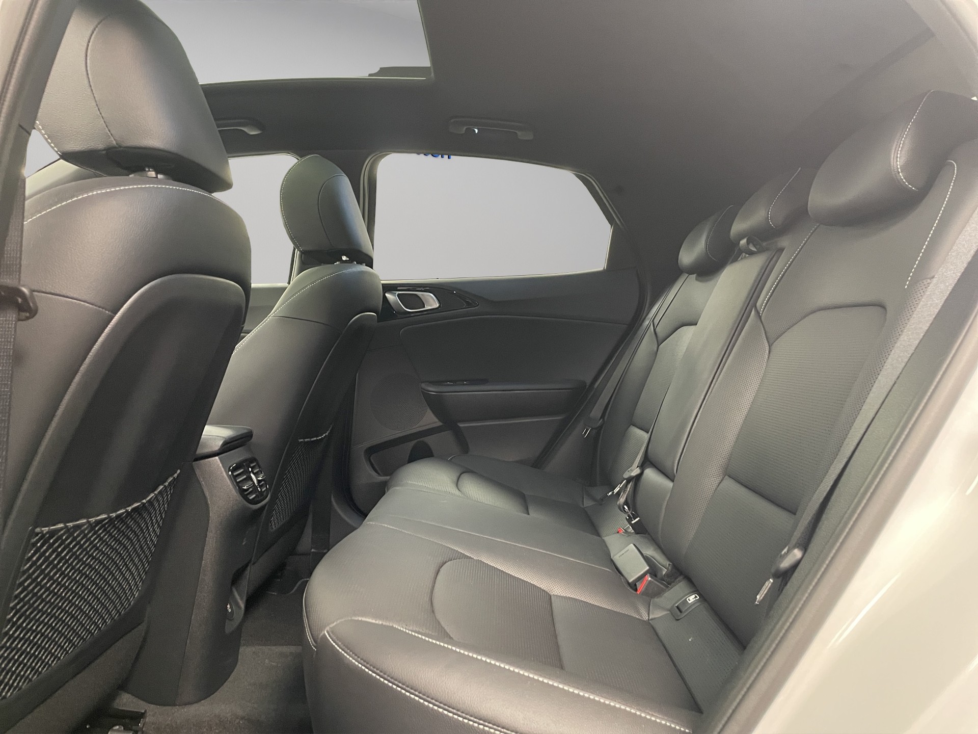 KIA XCeed 1.6 T-GDi GT-Line-image-6