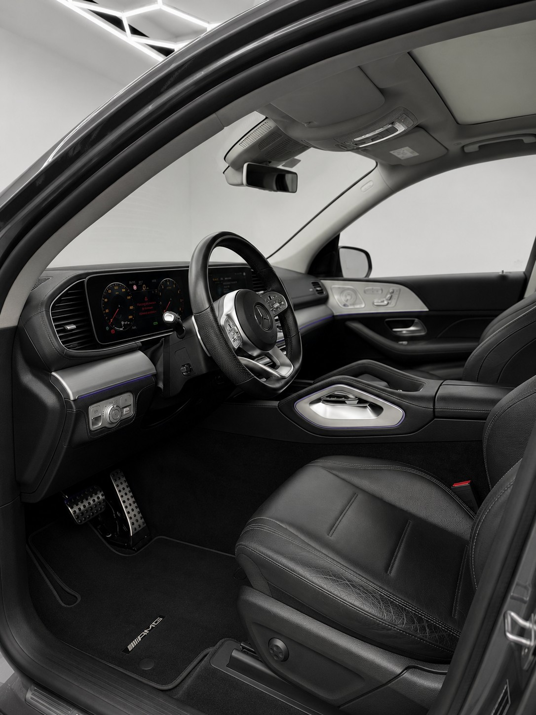 MERCEDES-BENZ GLE 450 4Matic AMG Line 9G-Tronic-image-6