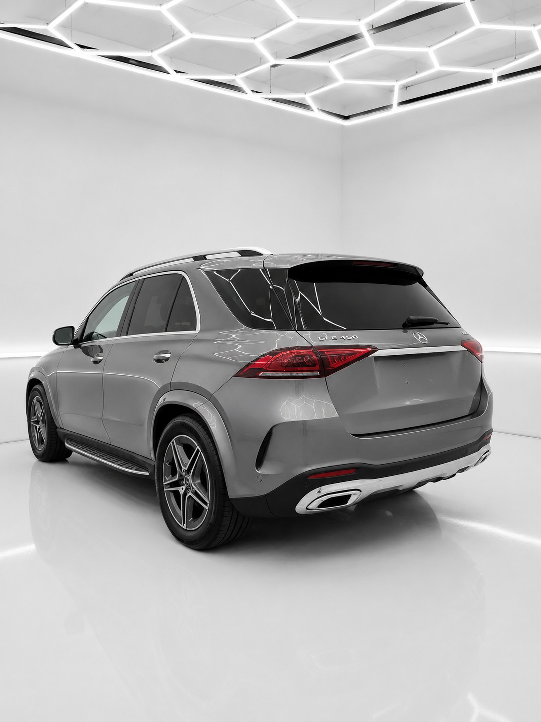 MERCEDES-BENZ GLE 450 4Matic AMG Line 9G-Tronic-showroom-element-2