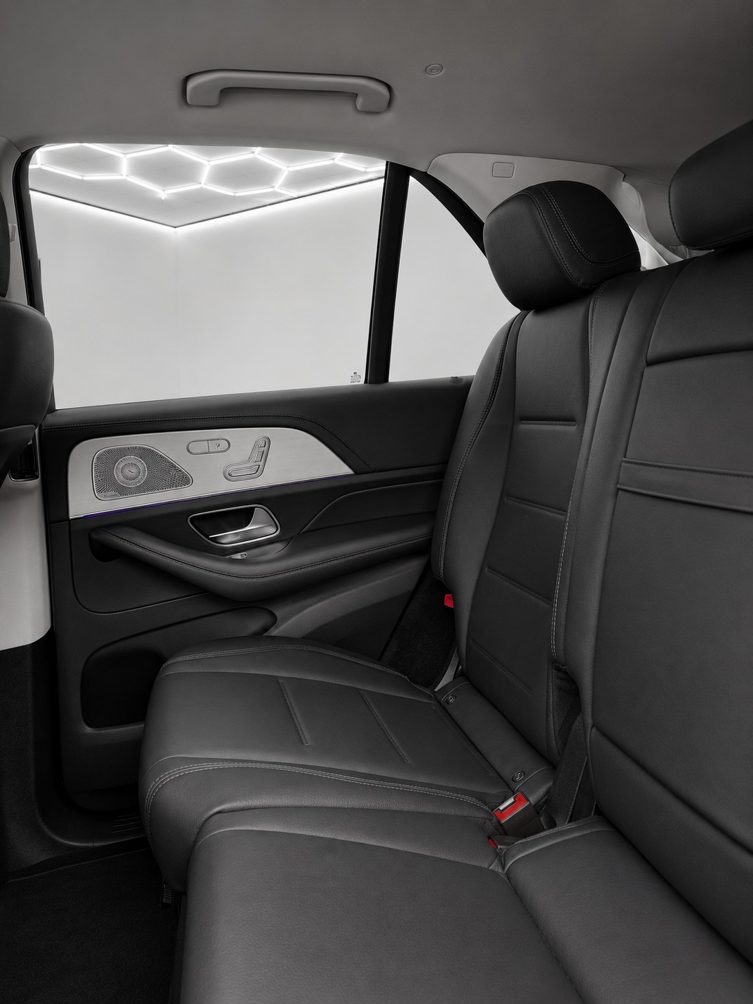 MERCEDES-BENZ GLE 450 4Matic AMG Line 9G-Tronic-image-8