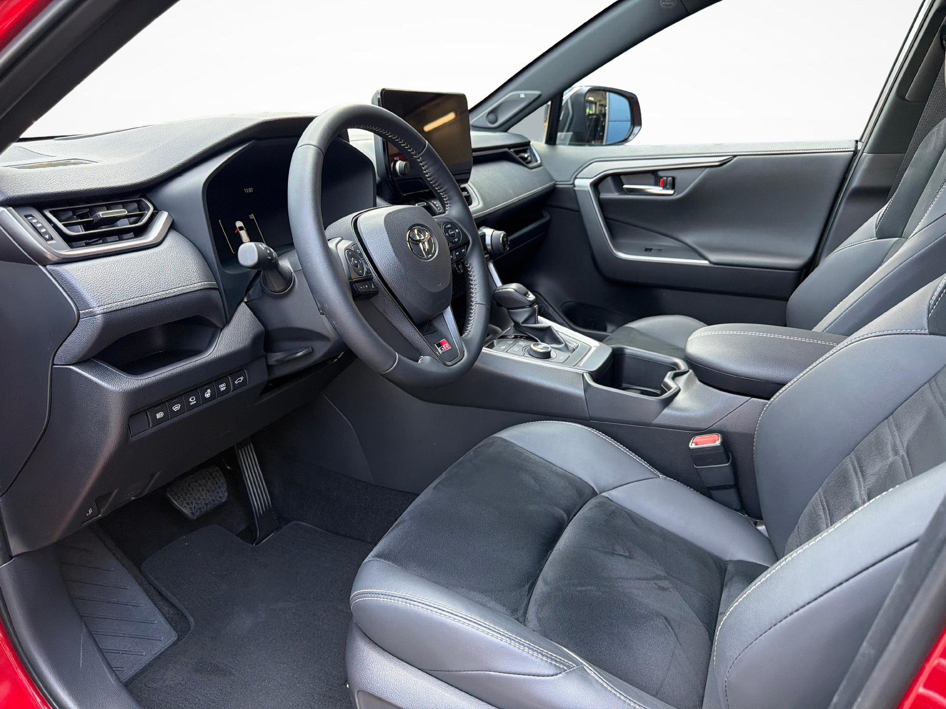 TOYOTA RAV4 2.5 Plug-In-Hybrid GR Sport-image-11
