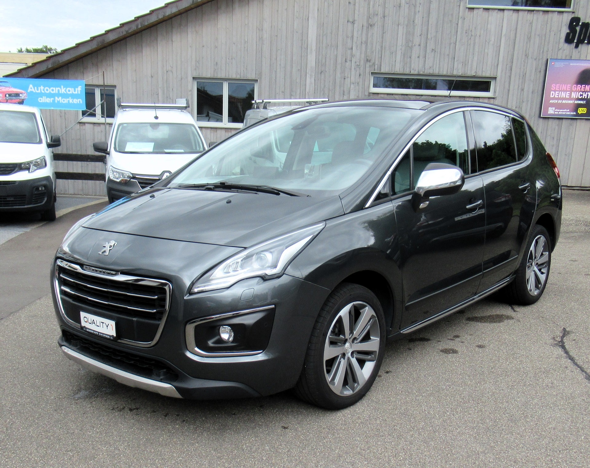PEUGEOT 3008 1.2 Pure Tech Féline