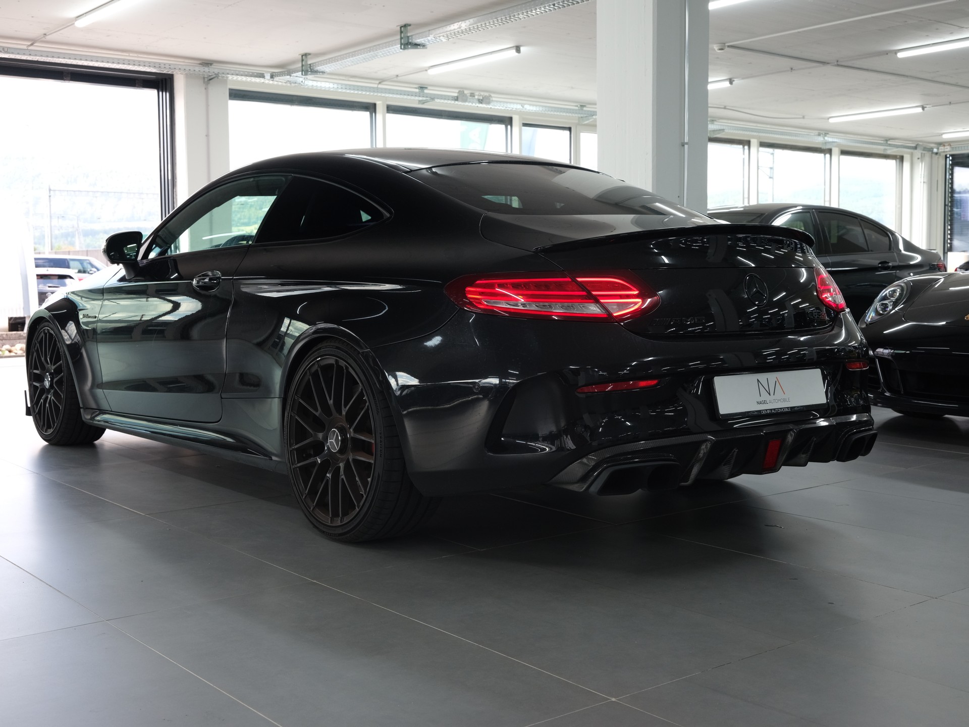 MERCEDES-BENZ C 63 S AMG Edition 1 Speedshift *Burmester* *Head up Display* *Sportsitze*-showroom-element-3