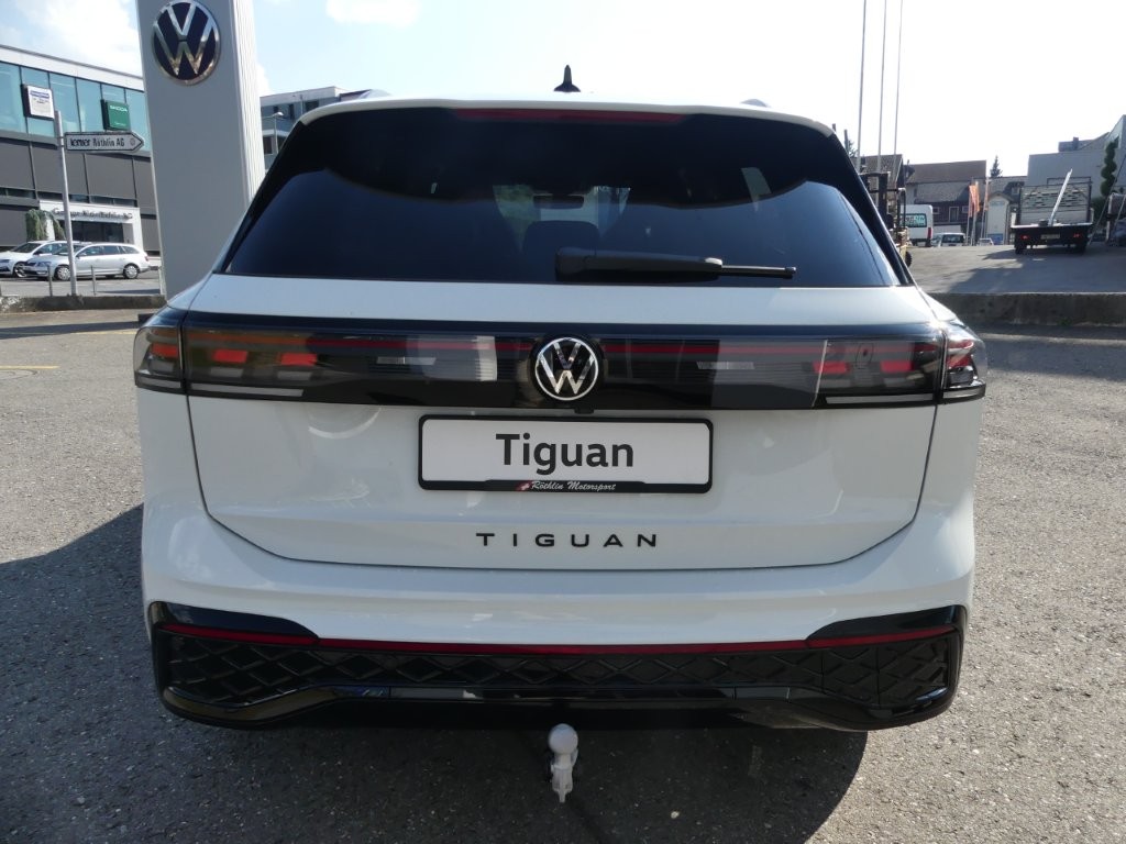 VW Tiguan 2.0 TSI DSG R-Line United 4Motion-showroom-element-2