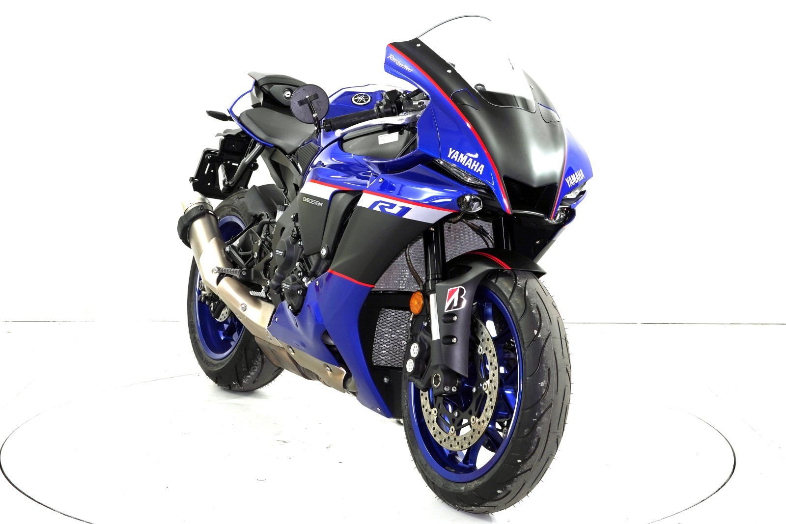 YAMAHA YZF-R1 ABS-image-1