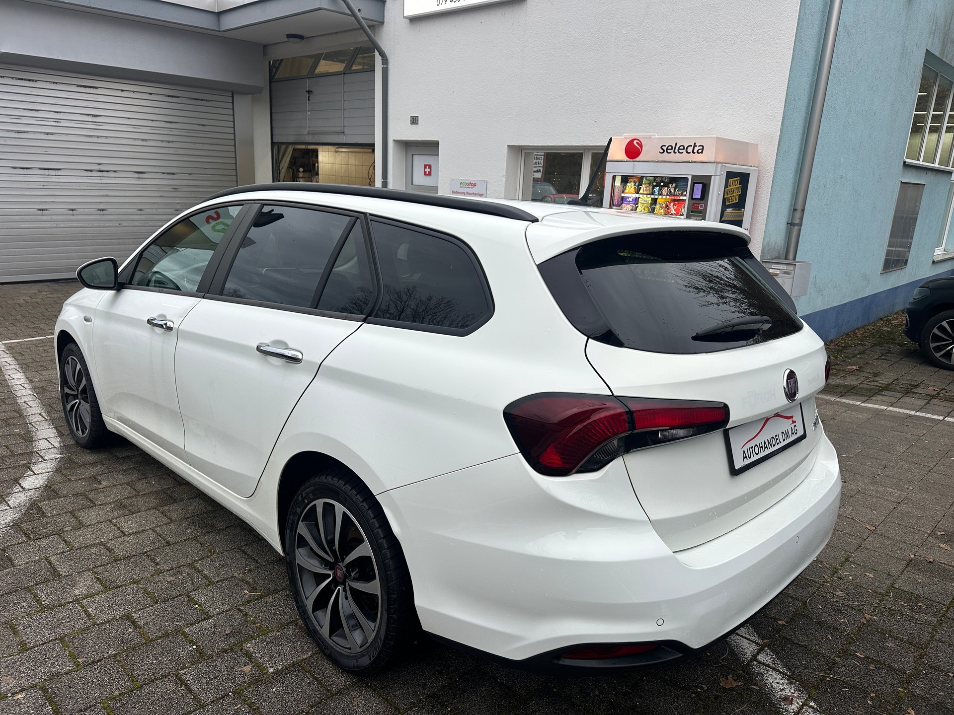 FIAT Tipo 1.6MJ Station Wagon Business DCT-showroom-element-3