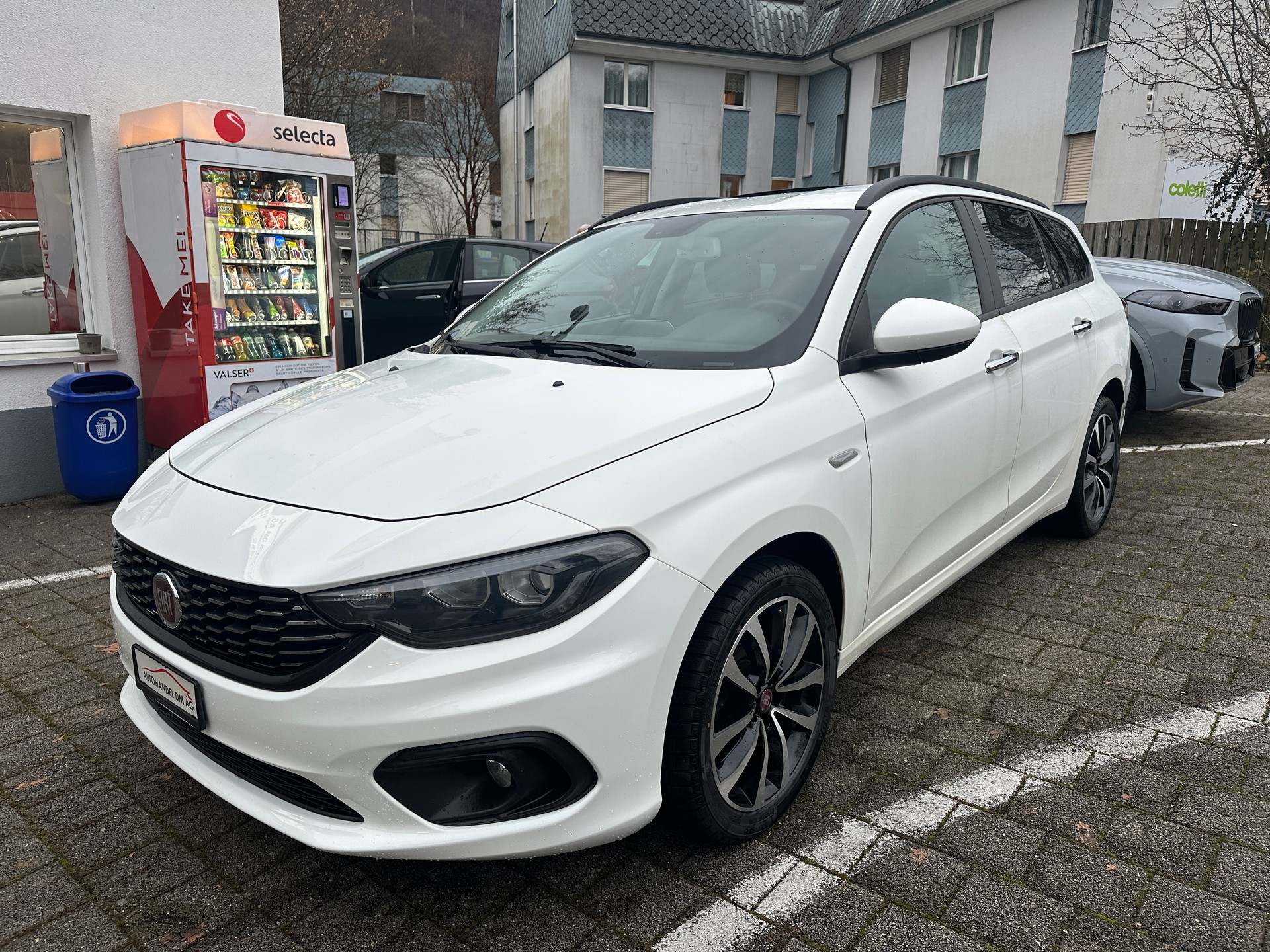 FIAT Tipo 1.6MJ Station Wagon Business DCT-showroom-element-1