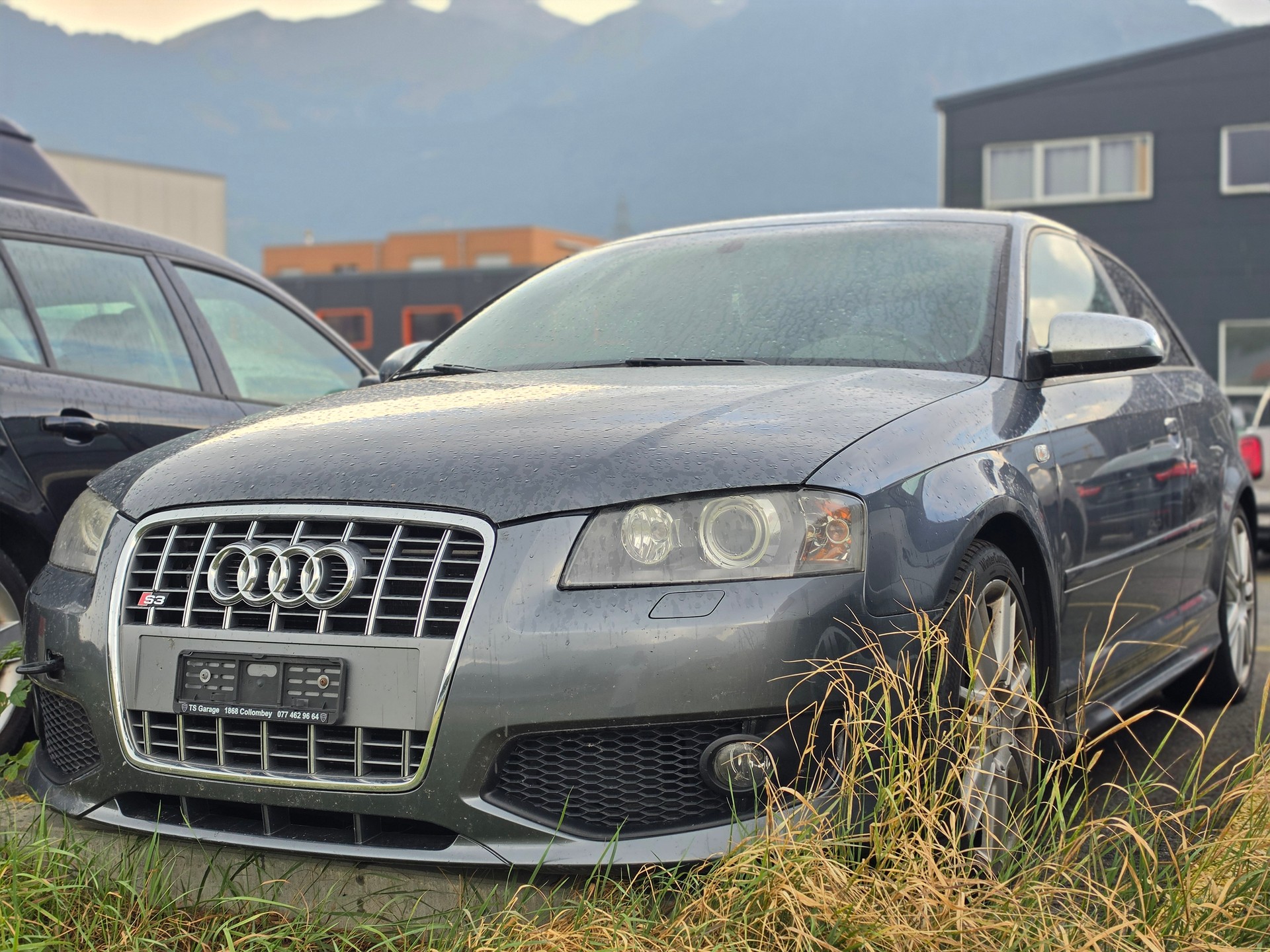AUDI S3 2.0 Turbo FSI quattro-showroom-element-2