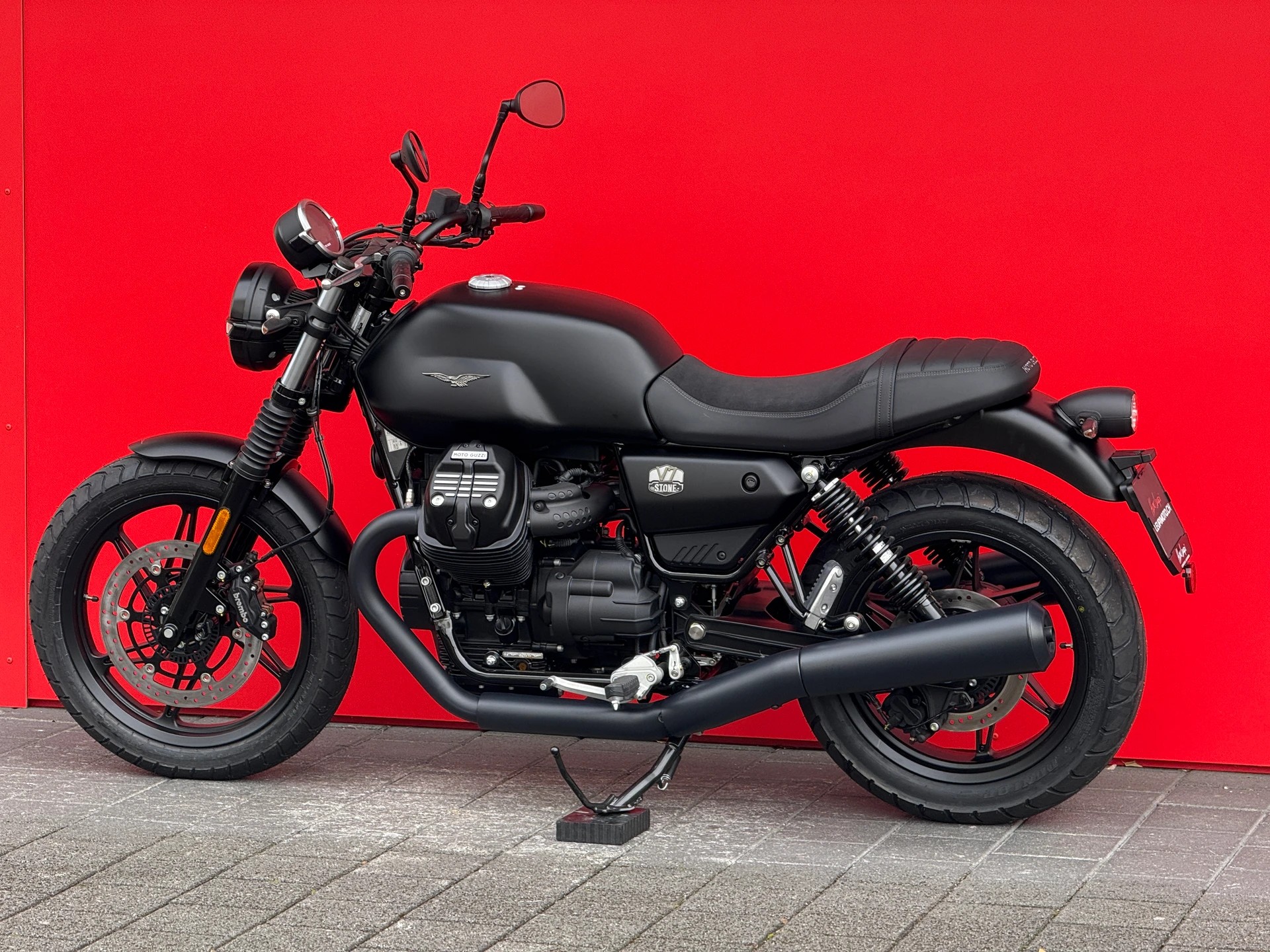 MOTO GUZZI V7 IV 850 Stone-image-11