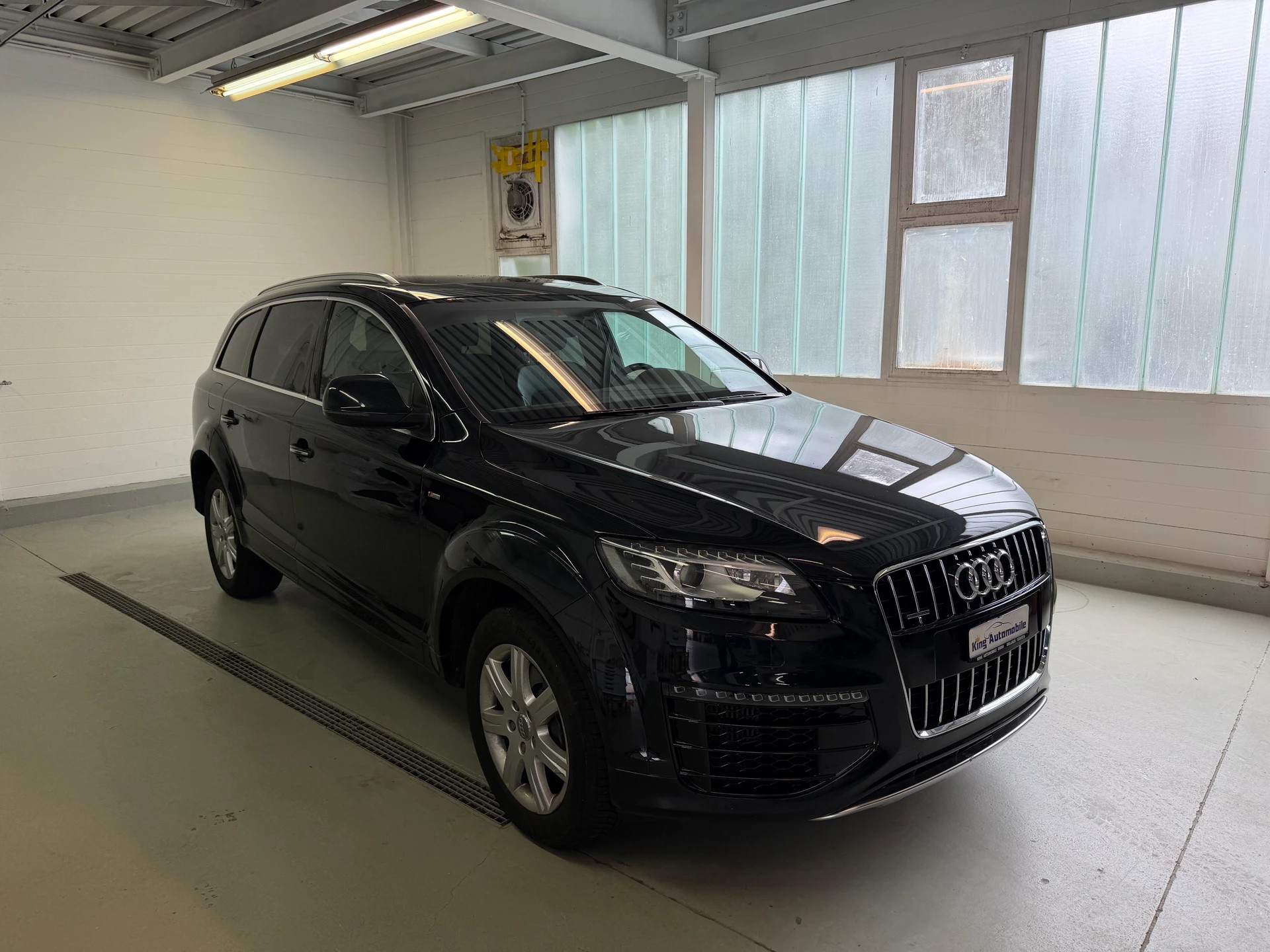 AUDI Q7 3.0 TDI addBlue quattro tiptronic | MFK 04.2025 | AHK 3.2t. | 7-Plätzer | S-Line