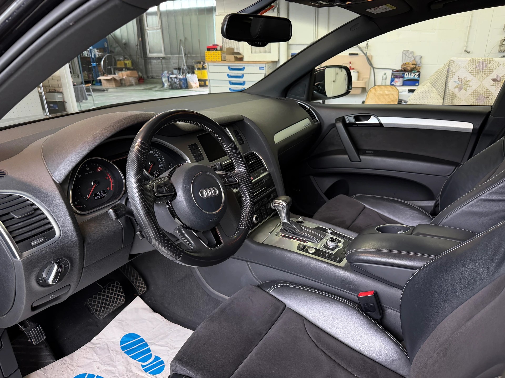 AUDI Q7 3.0 TDI addBlue quattro tiptronic | MFK 04.2025 | AHK 3.2t. | 7-Plätzer | S-Line-image-7