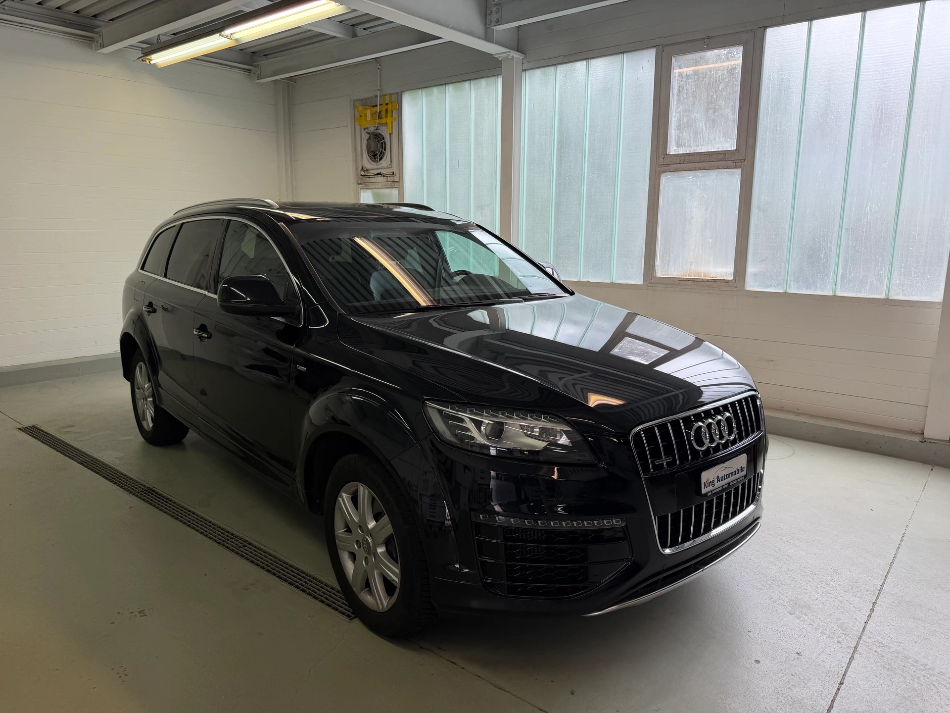 AUDI Q7 3.0 TDI addBlue quattro tiptronic | MFK 04.2025 | AHK 3.2t. | 7-Plätzer | S-Line-showroom-element-3