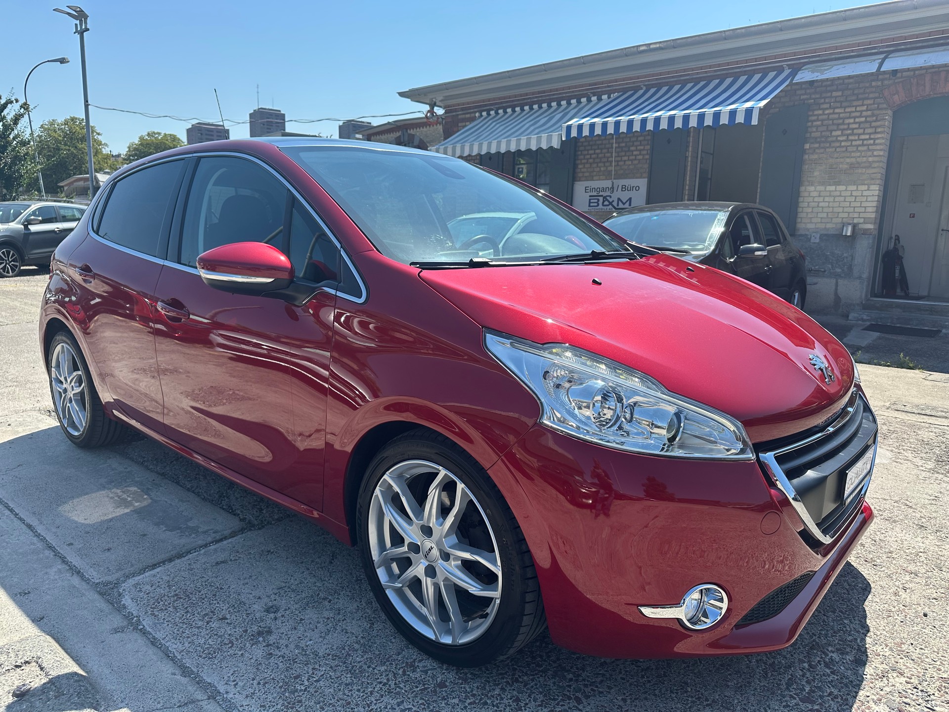 PEUGEOT 208 1.6 VTI Allure Automatik-showroom-element-2