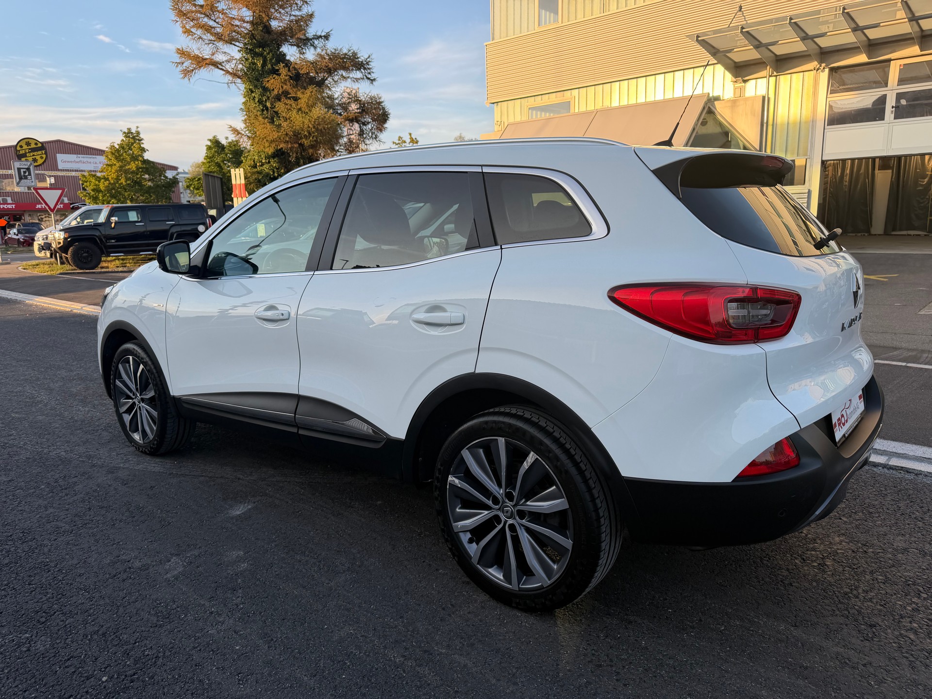RENAULT Kadjar 1.2 16V Turbo Bose-image-6