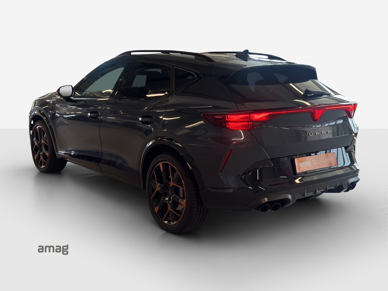 CUPRA Formentor 2.0TSI Black Symphony 4Drive DSG-showroom-element-2
