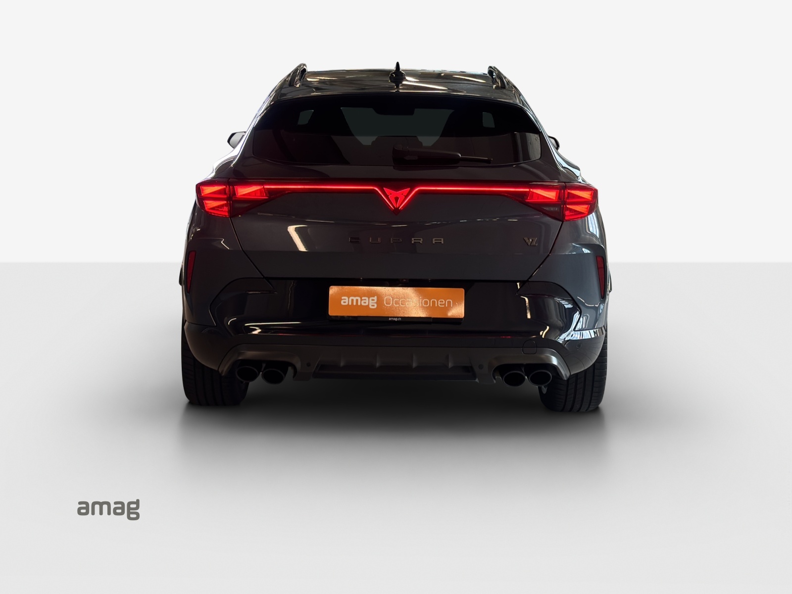CUPRA Formentor 2.0TSI Black Symphony 4Drive DSG-showroom-element-3