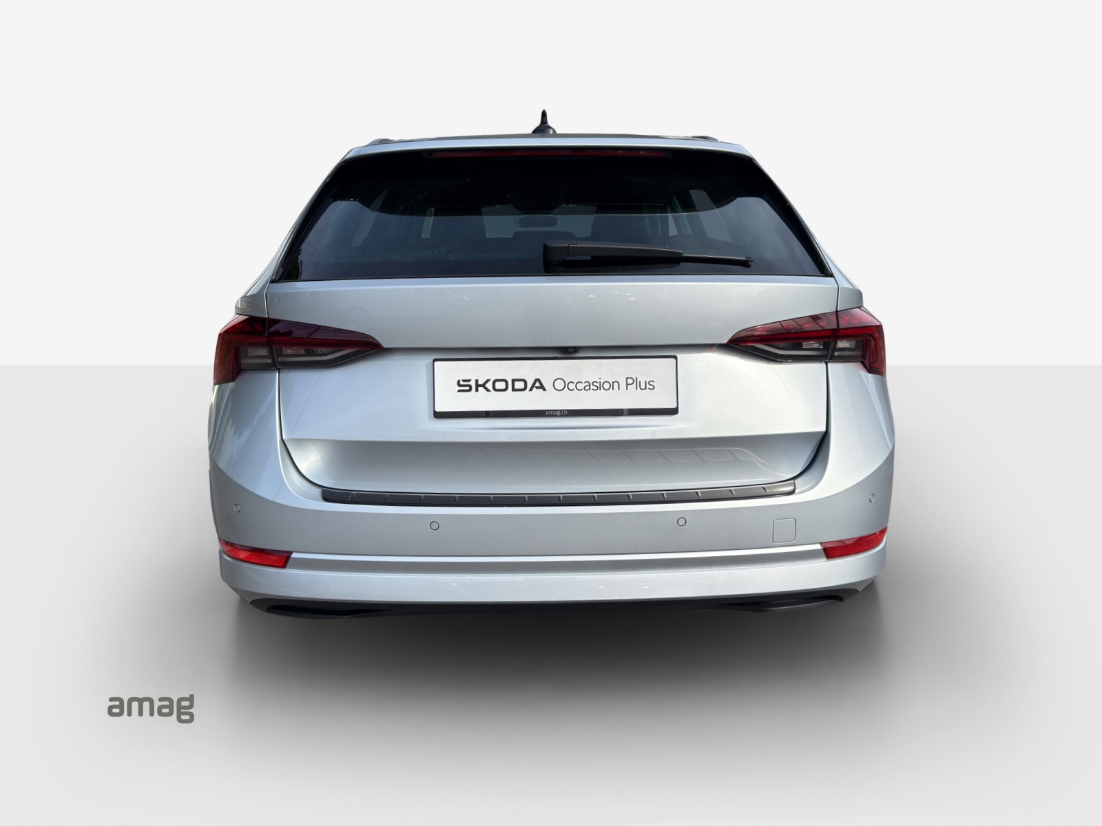 SKODA Octavia Combi 2.0 TDI DSG Ambition 4x4-showroom-element-3