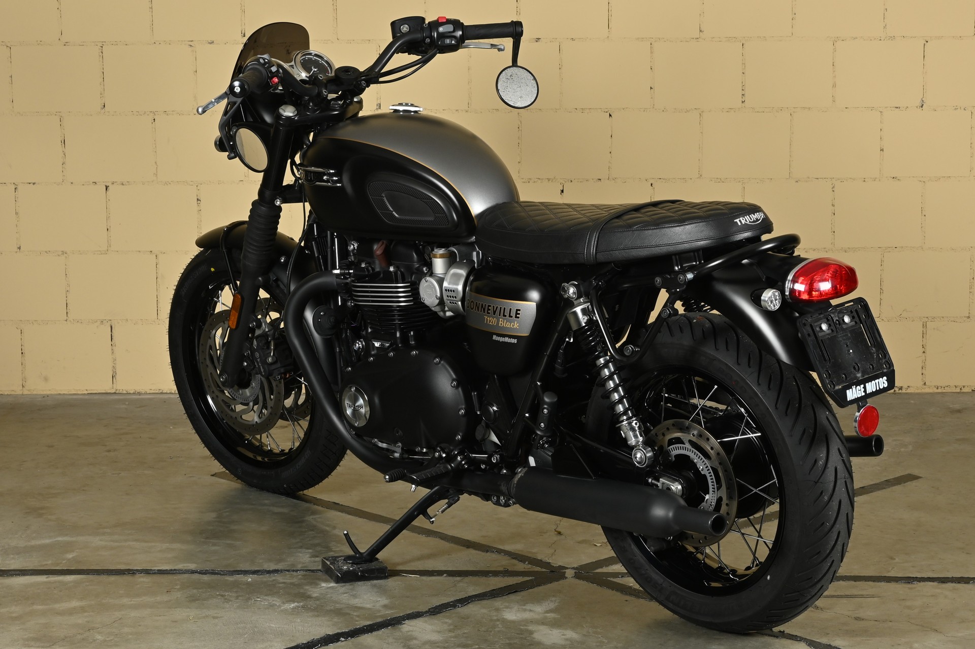 TRIUMPH Bonneville T120 Special Edition-image-10
