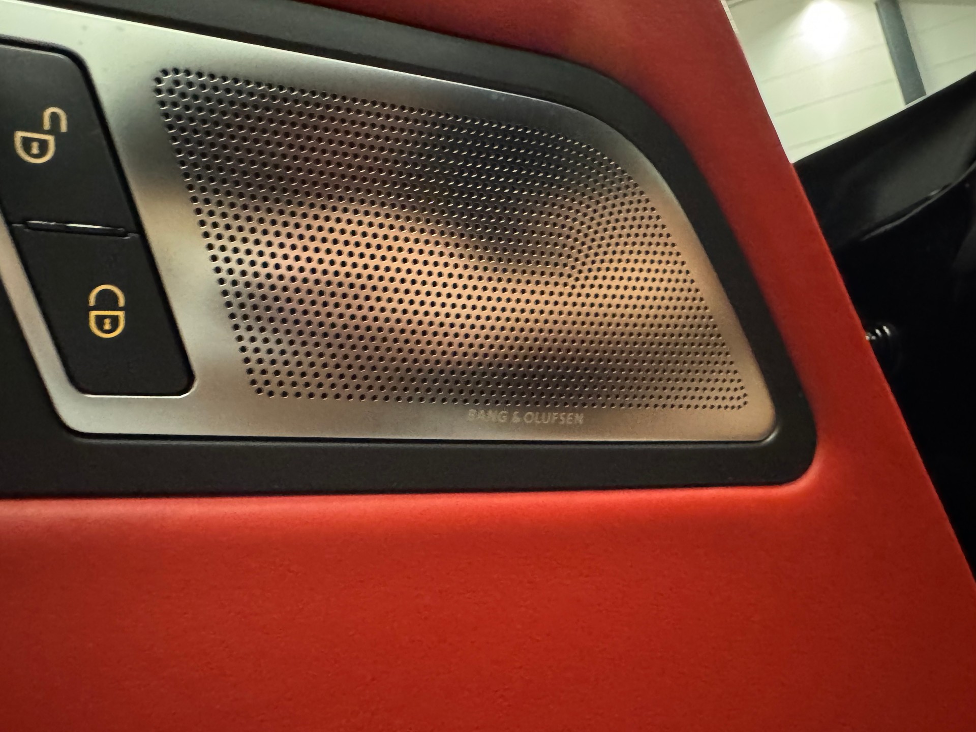 MERCEDES-BENZ SLS 63 AMG Speedshift-image-28