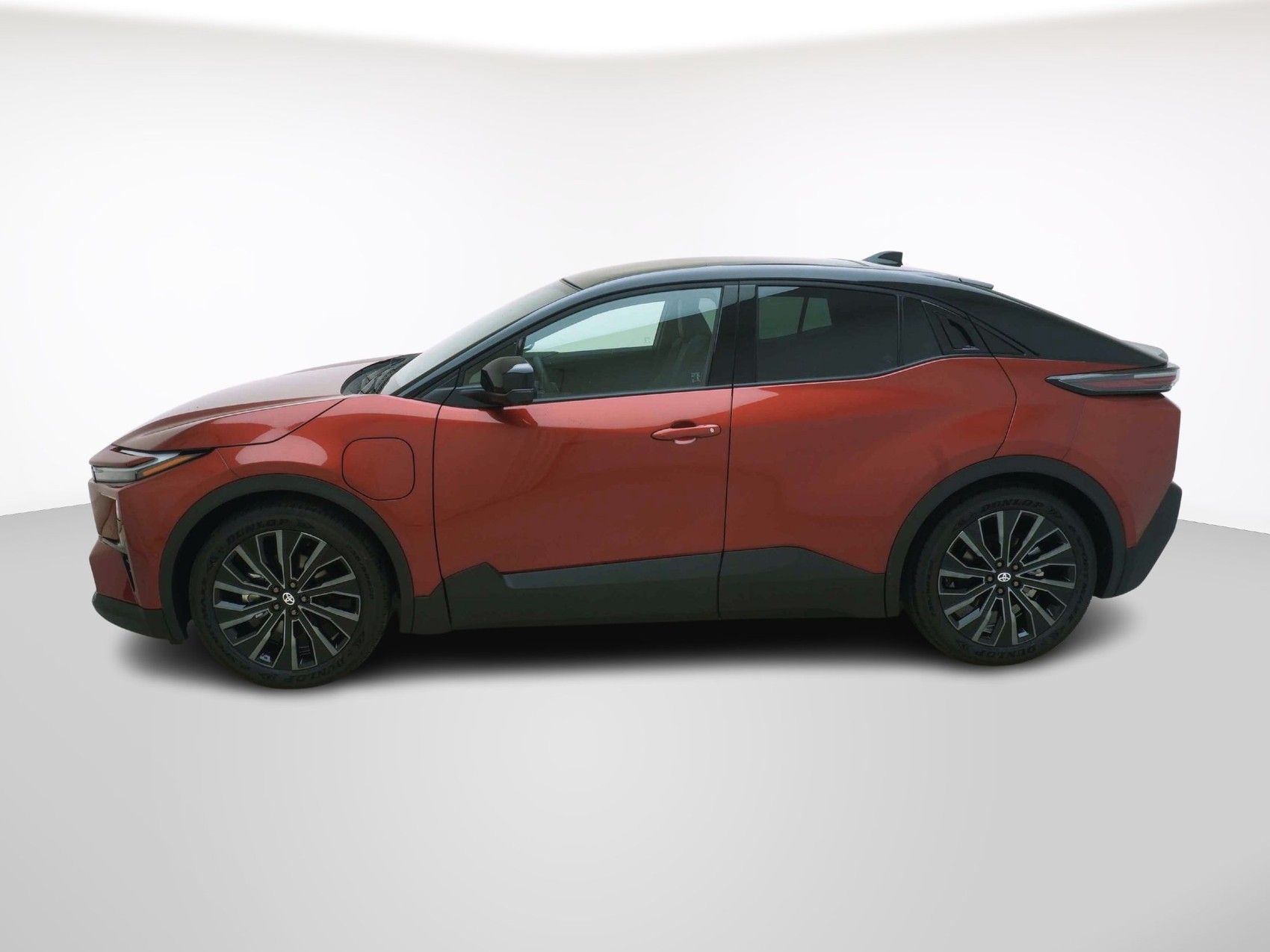 TOYOTA C-HR+ Premium AWD ** Panoramadach & JBL-Sound **-showroom-element-1