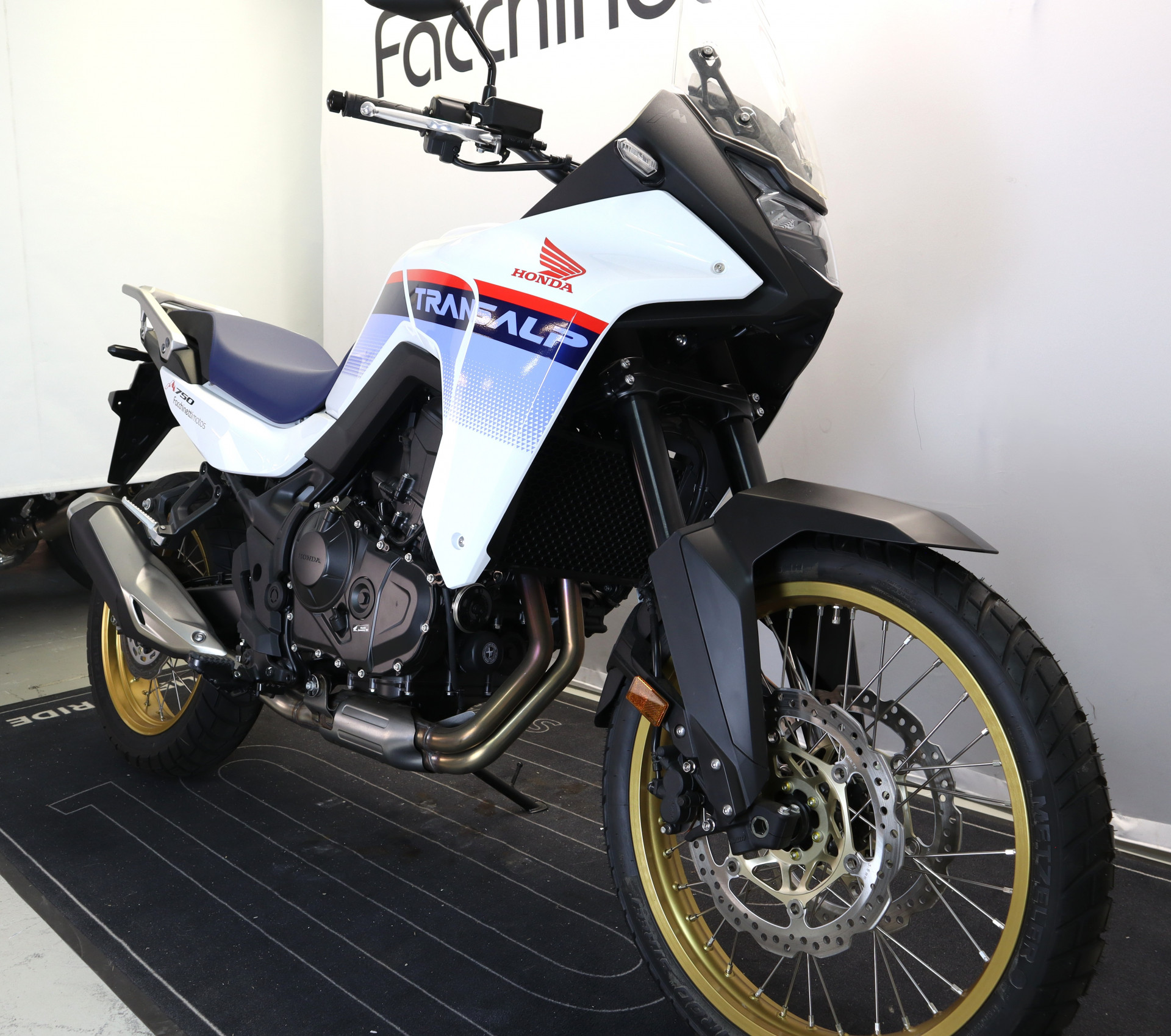 HONDA XL 750 Transalp Black-image-3