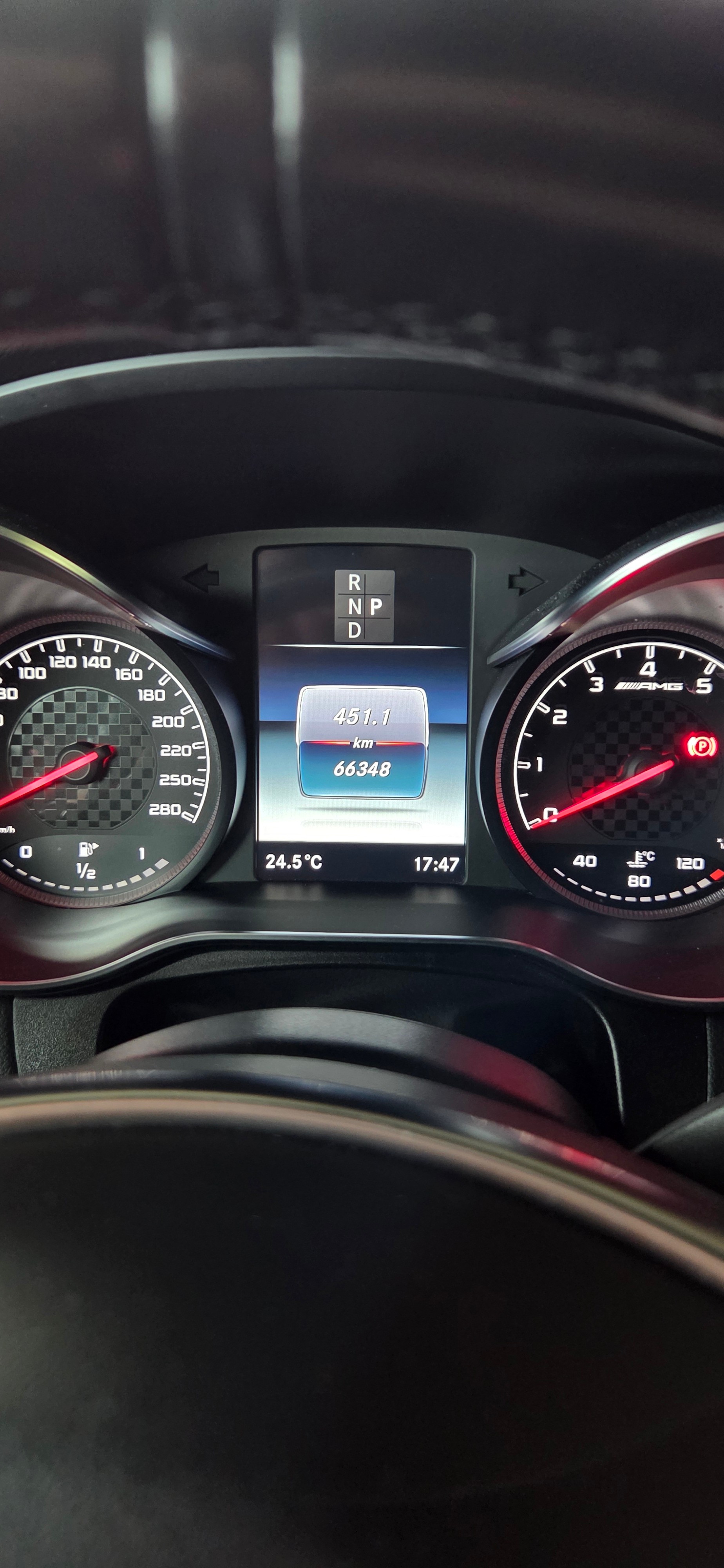 MERCEDES-BENZ GLC 43 AMG 4m-image-8