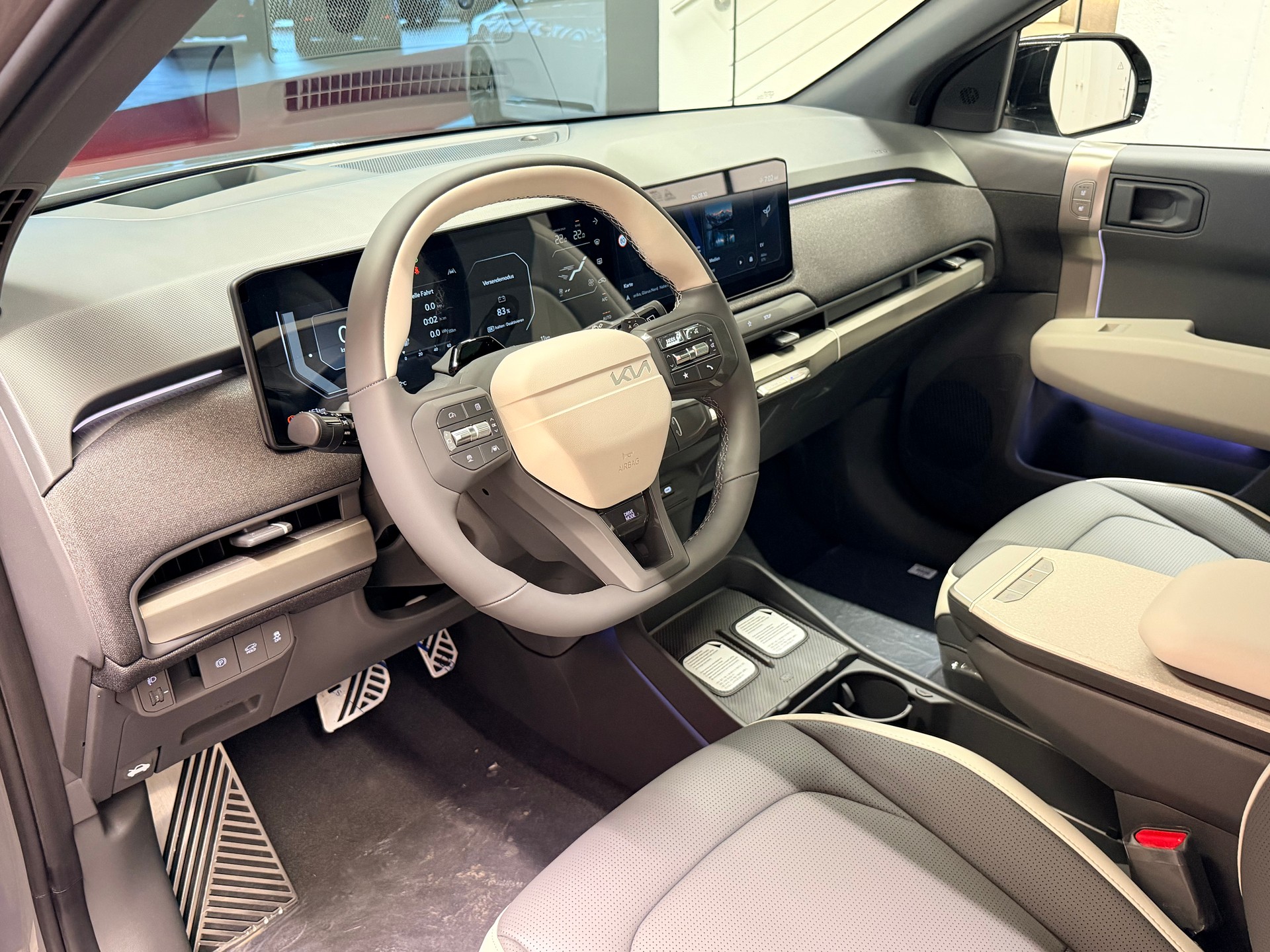 KIA EV3 81,4 kWh GT Line 4x4-image-9