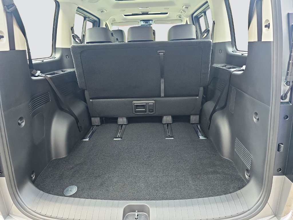 HYUNDAI Staria Wagon 1.6 T-GDi HEV Vertex-image-11