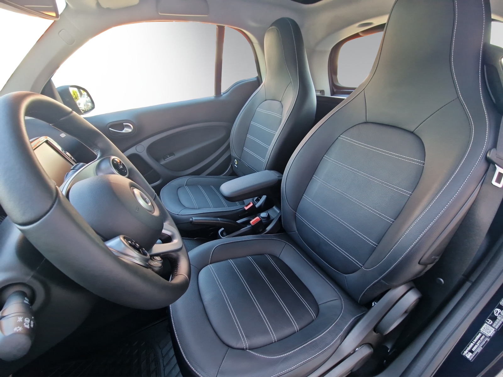 SMART fortwo EQ prime-image-8