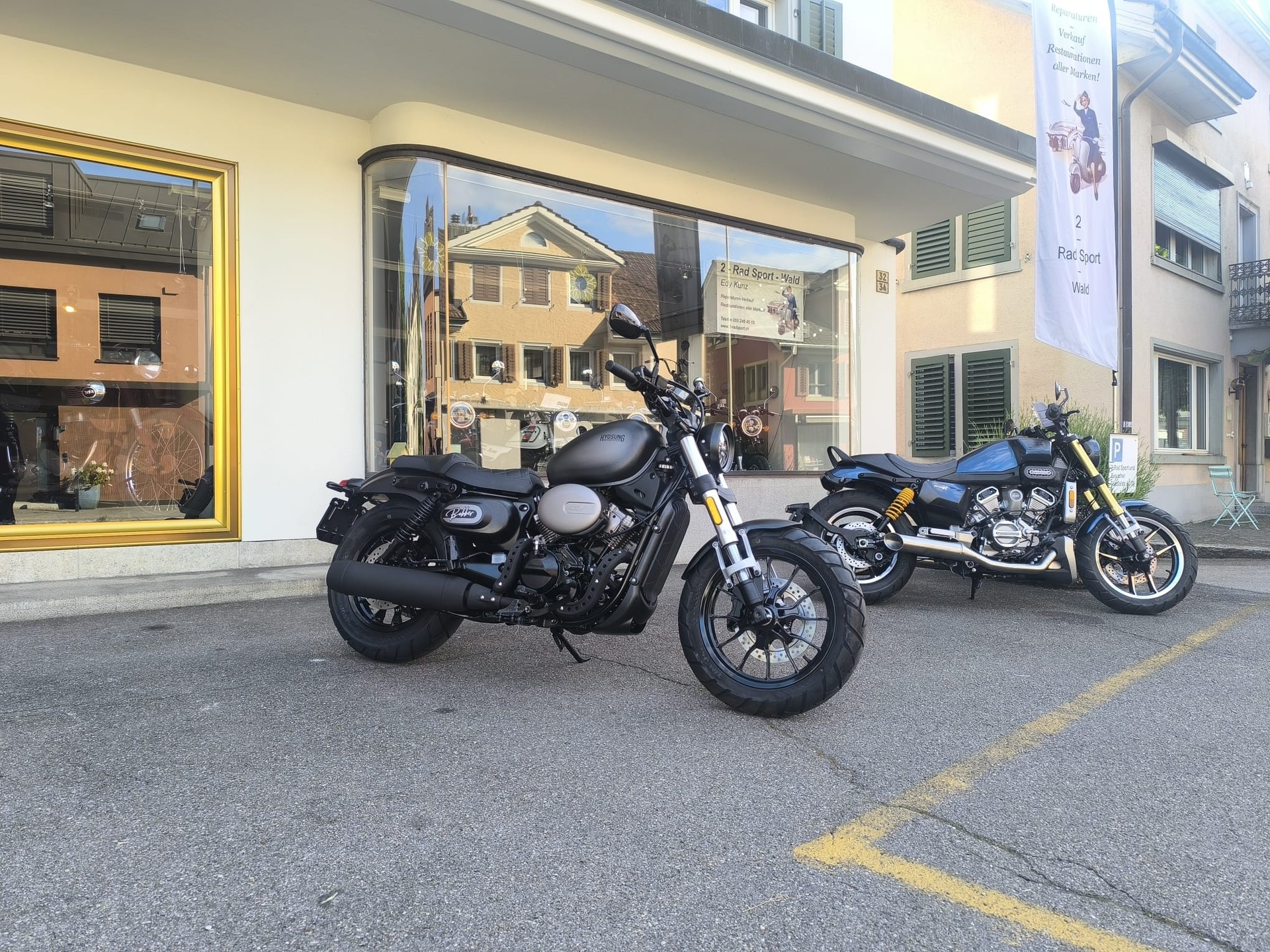 HYOSUNG GV 300 Bobber-image-8