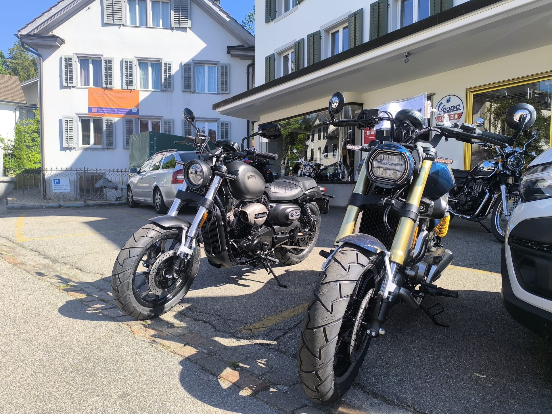 HYOSUNG GV 300 Bobber-image-10