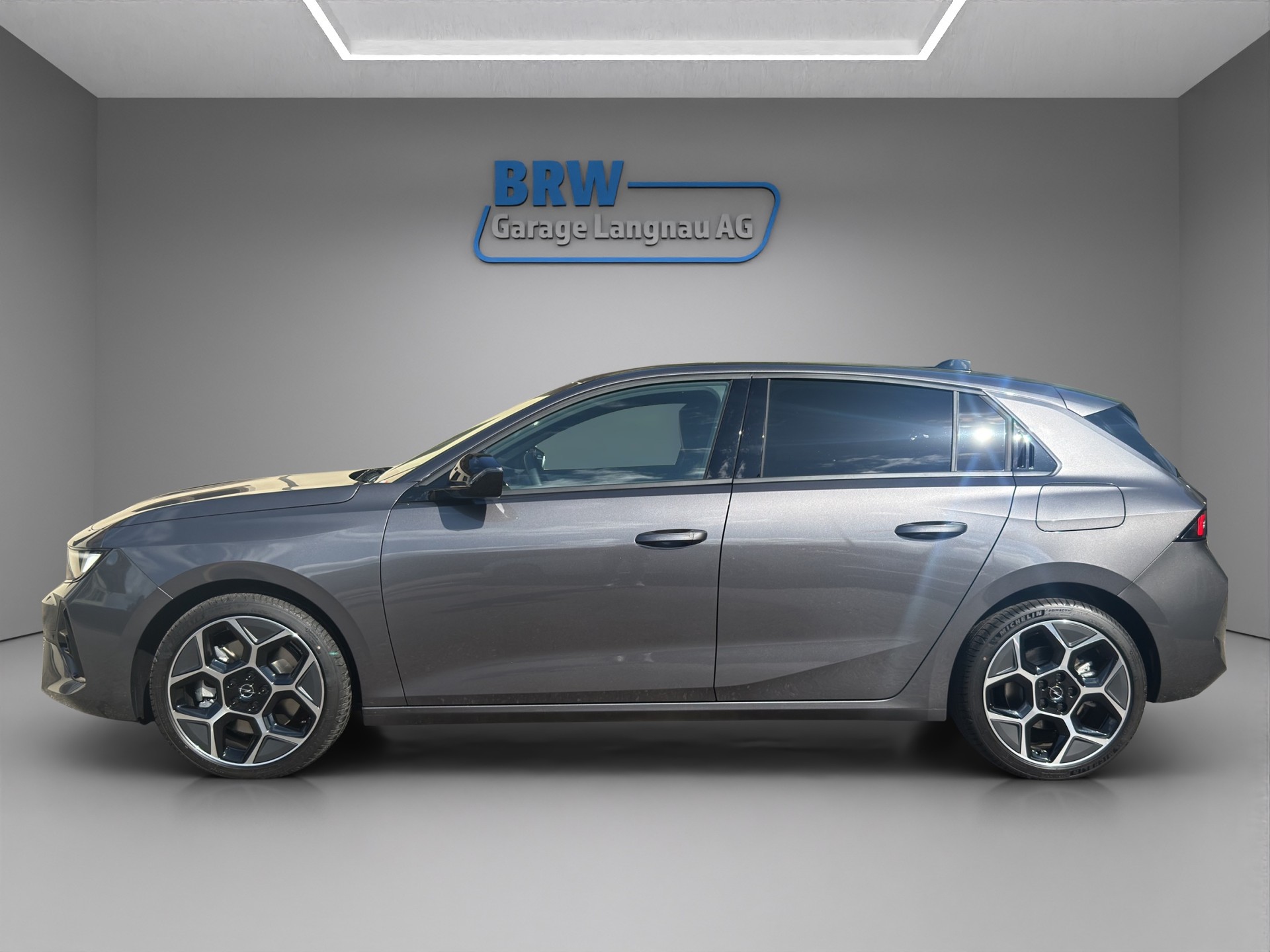 OPEL Astra 1.6 PHEV GS A-showroom-element-1