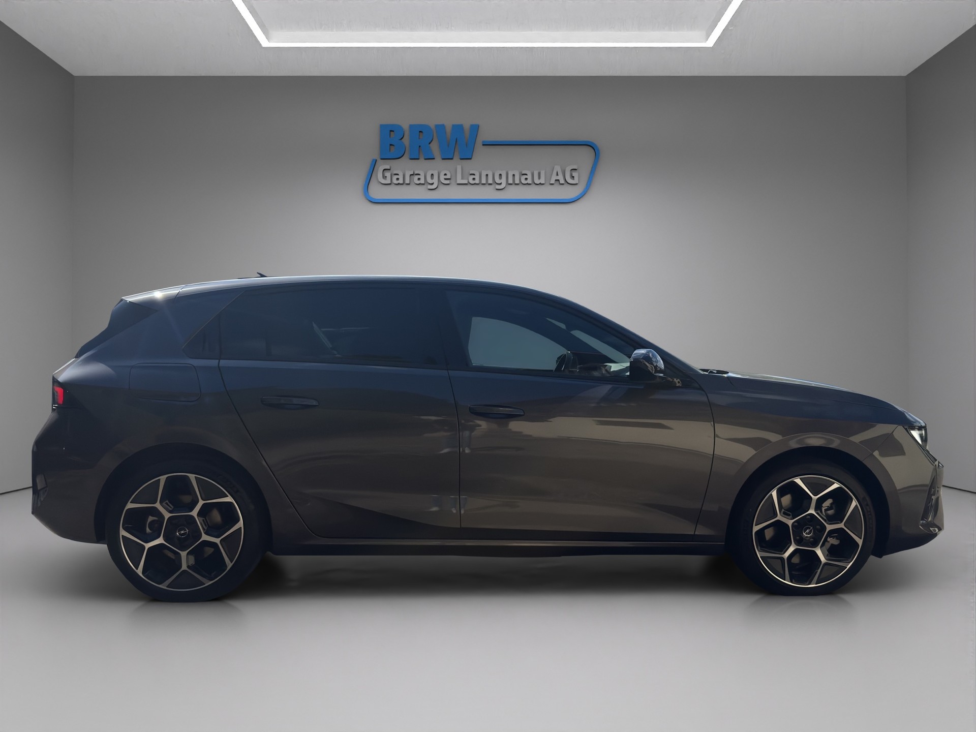 OPEL Astra 1.6 PHEV GS A-image-5