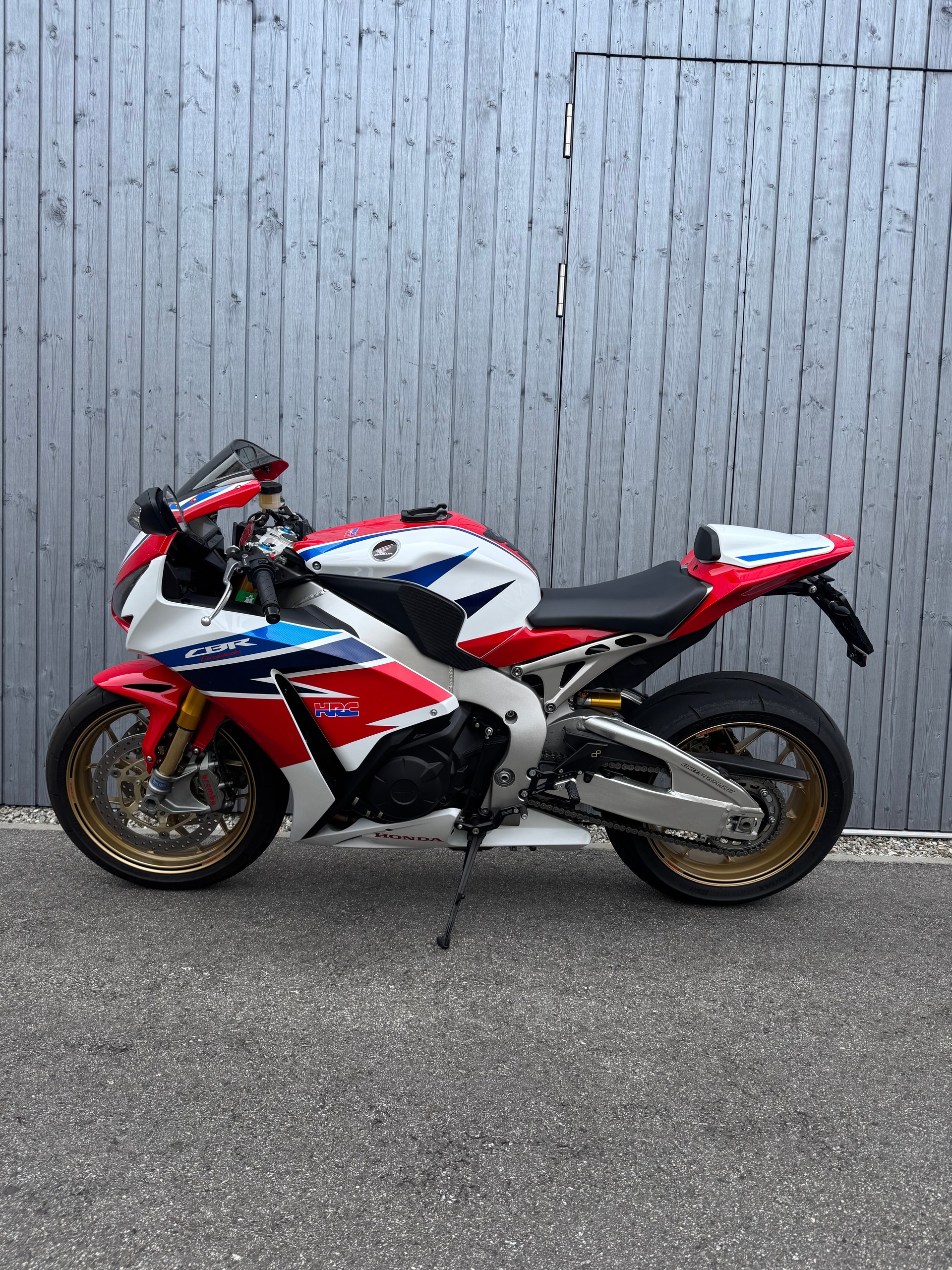 HONDA CBR 1000 SA ABS-image-1