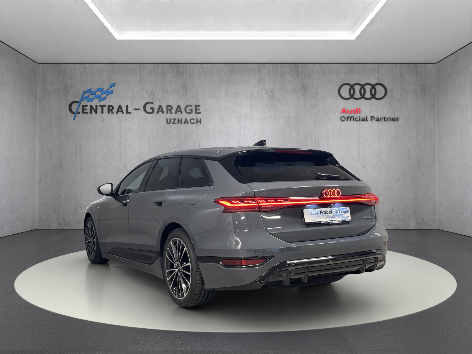 AUDI A6 Avant e-tron quattro-showroom-element-2