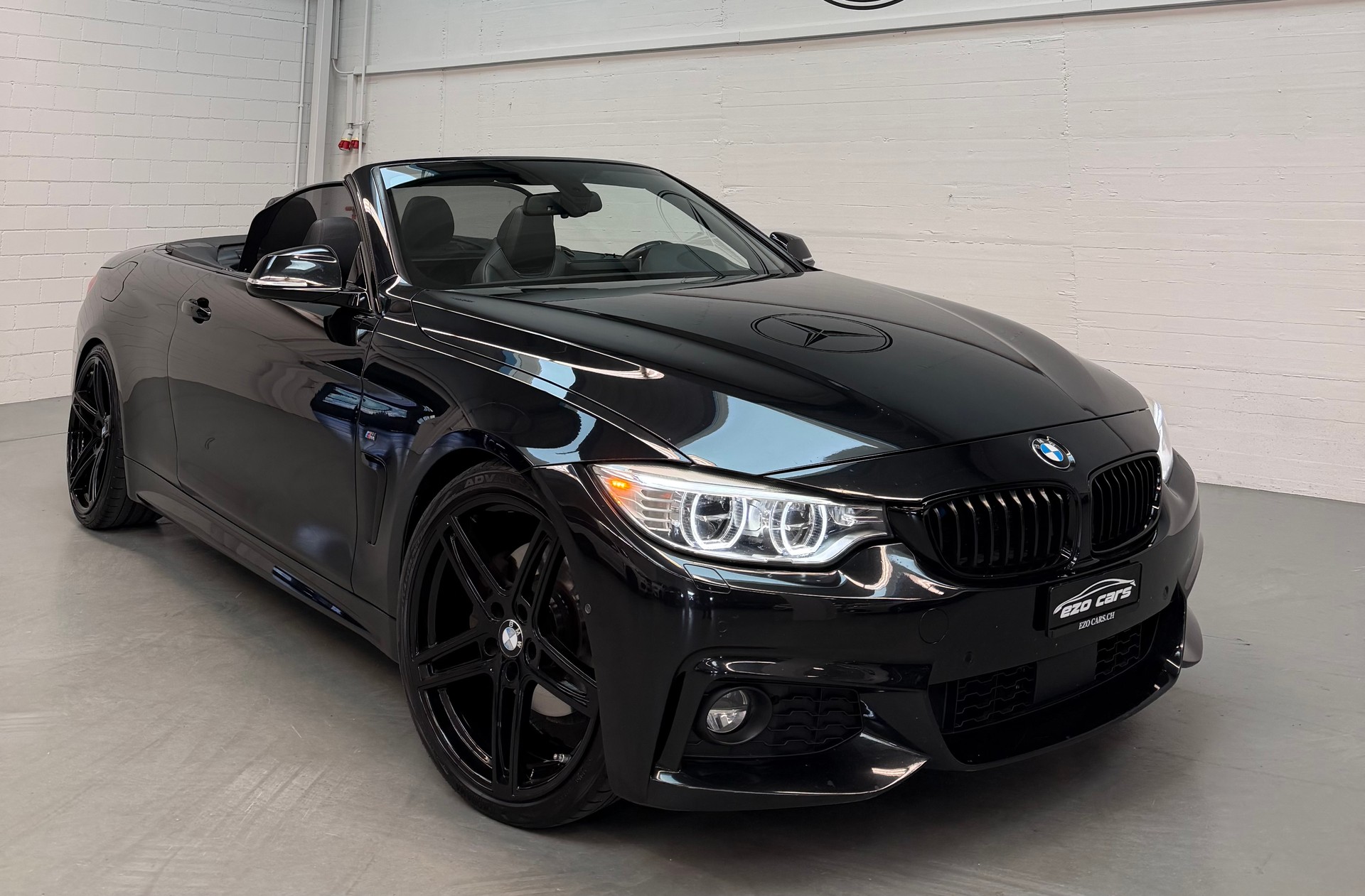 BMW 428i ALL Black M Performance Cabriolet xDrive Steptronic-image-4