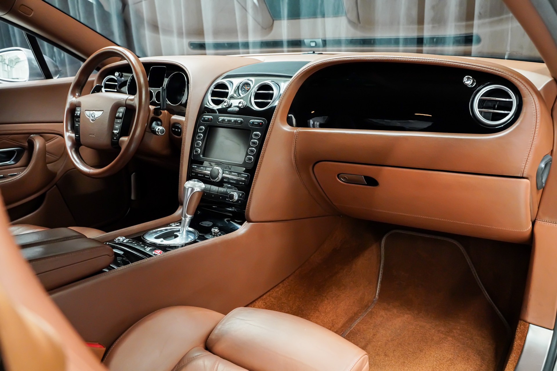 BENTLEY Continental GT 6.0-image-15