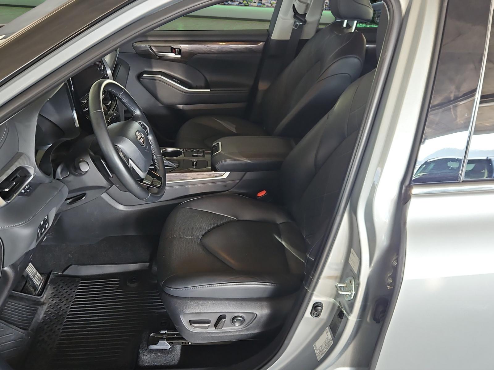 TOYOTA Highlander 2.5 HSD Premium-image-8