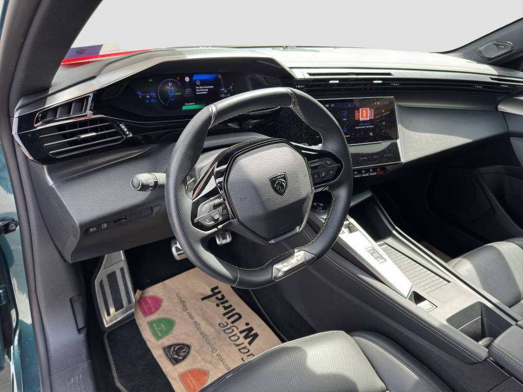 PEUGEOT 308 SW 1.6 PHEV 225 GT-image-9