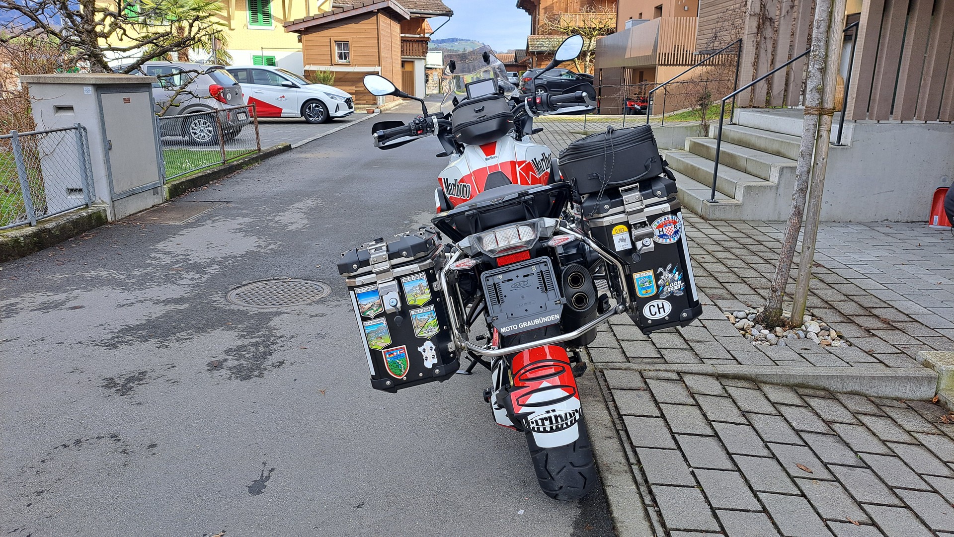 BMW R 1250 GS-image-1