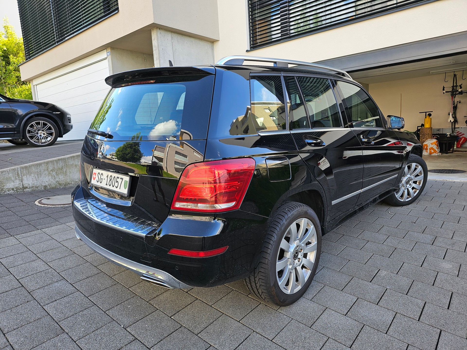 MERCEDES-BENZ GLK 220 CDI 4Matic 7G-Tronic-image-4
