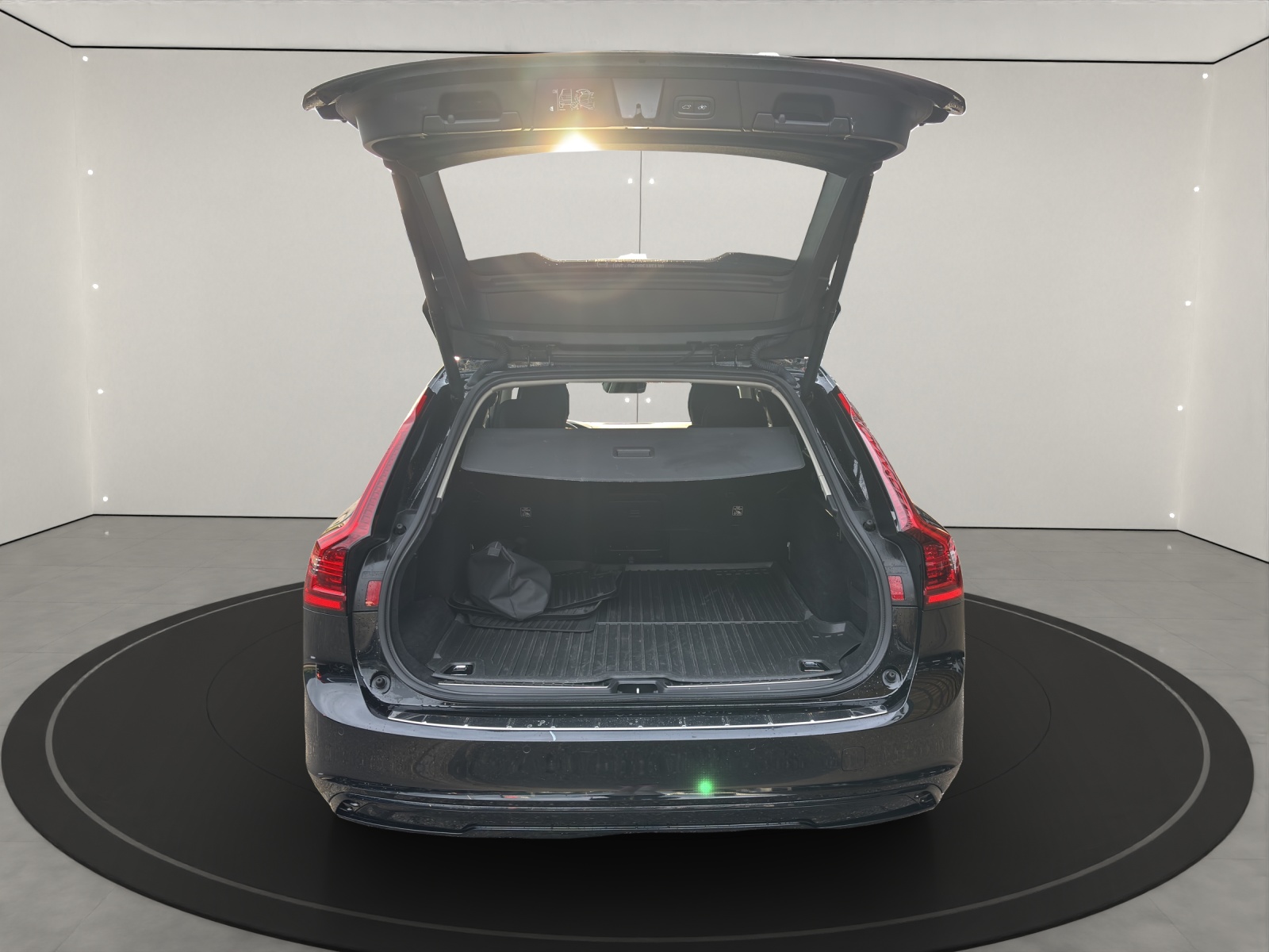 VOLVO V90 2.0 T8 TE Ultimate Dark eAWD-image-12